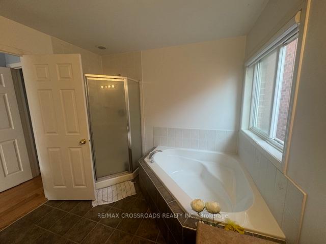 Photo 6 of Unit Upper, 653 Sunbird Trail, Pickering, Amberlea — HOMEH