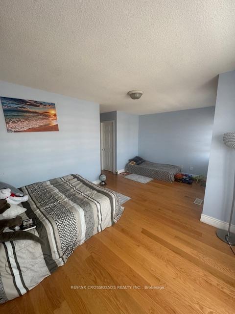 Photo 16 of Unit Upper, 653 Sunbird Trail, Pickering, Amberlea — HOMEH