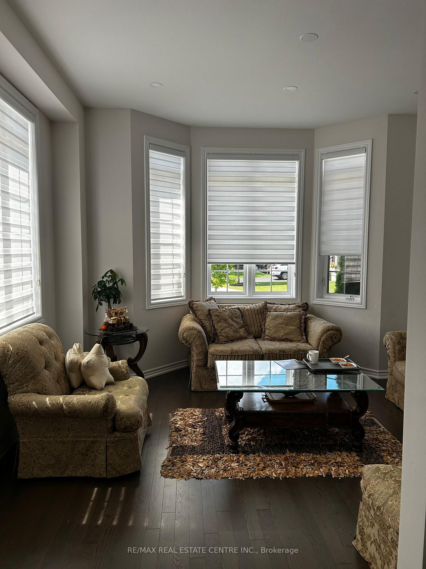 Photo 1 of 46 Belgium Crescent, Brampton, Northwest Brampton — HOMEH