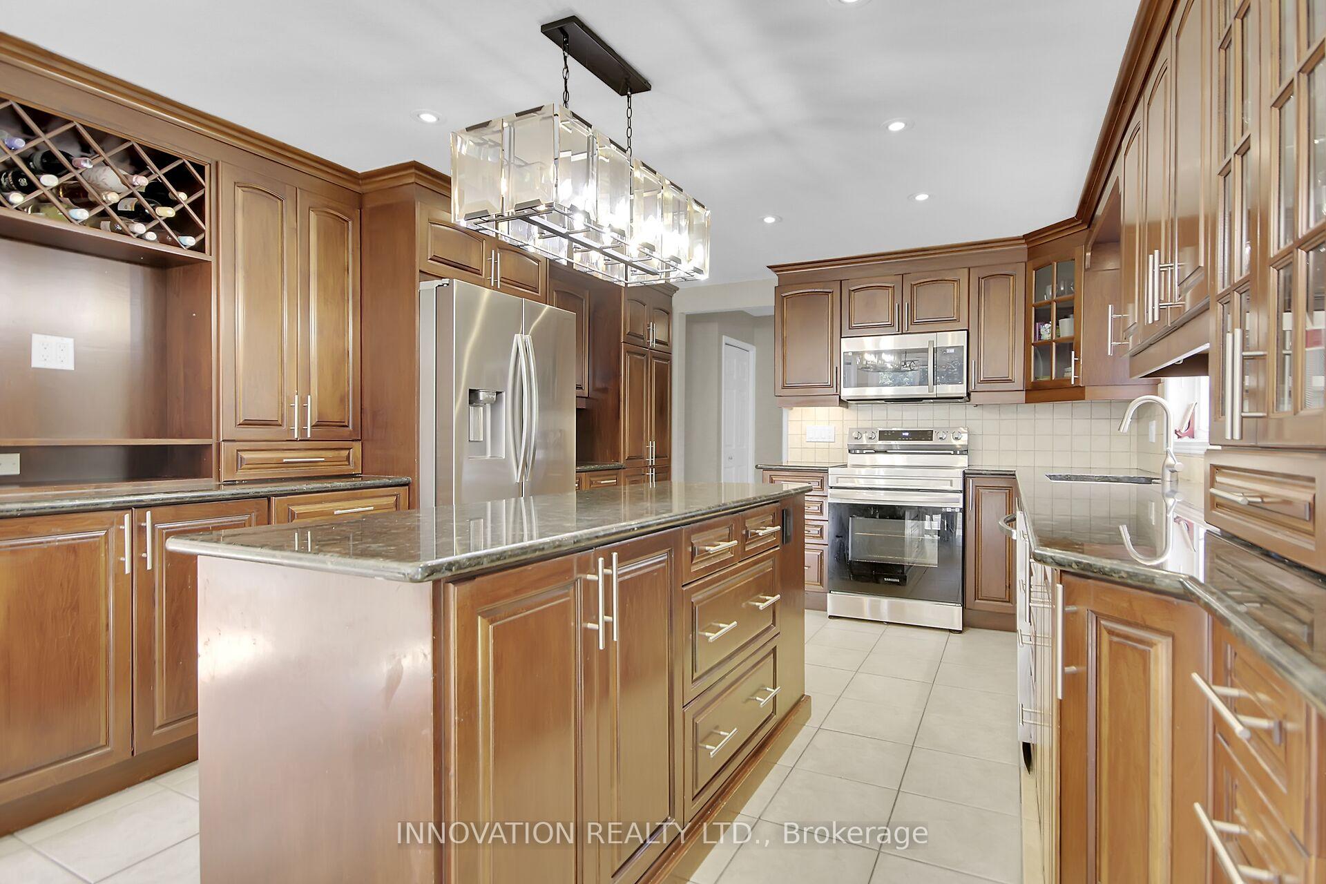 Photo 14 of 13 Ratan Court, Ottawa, Hunt Club — HOMEH