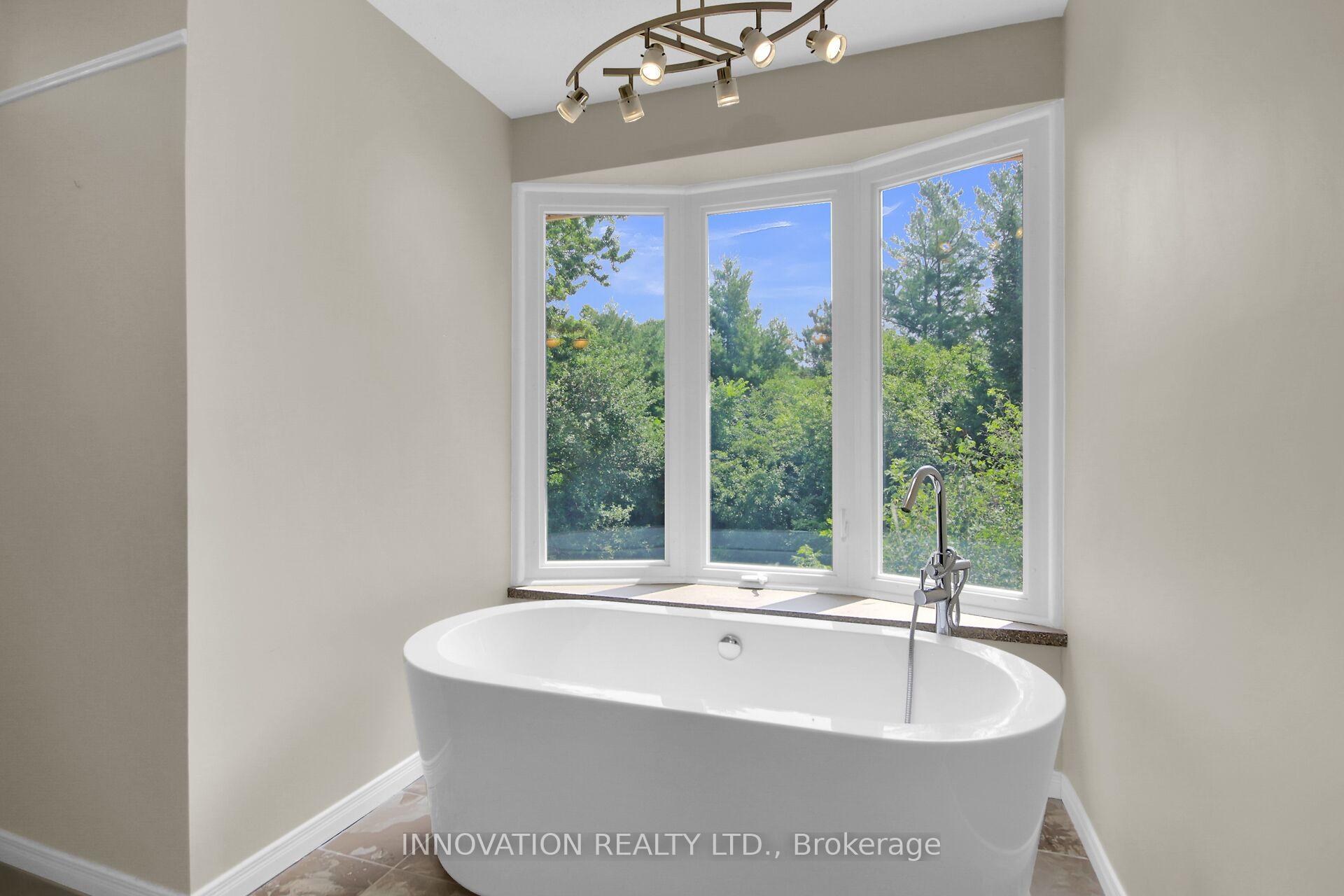 Photo 33 of 13 Ratan Court, Ottawa, Hunt Club — HOMEH
