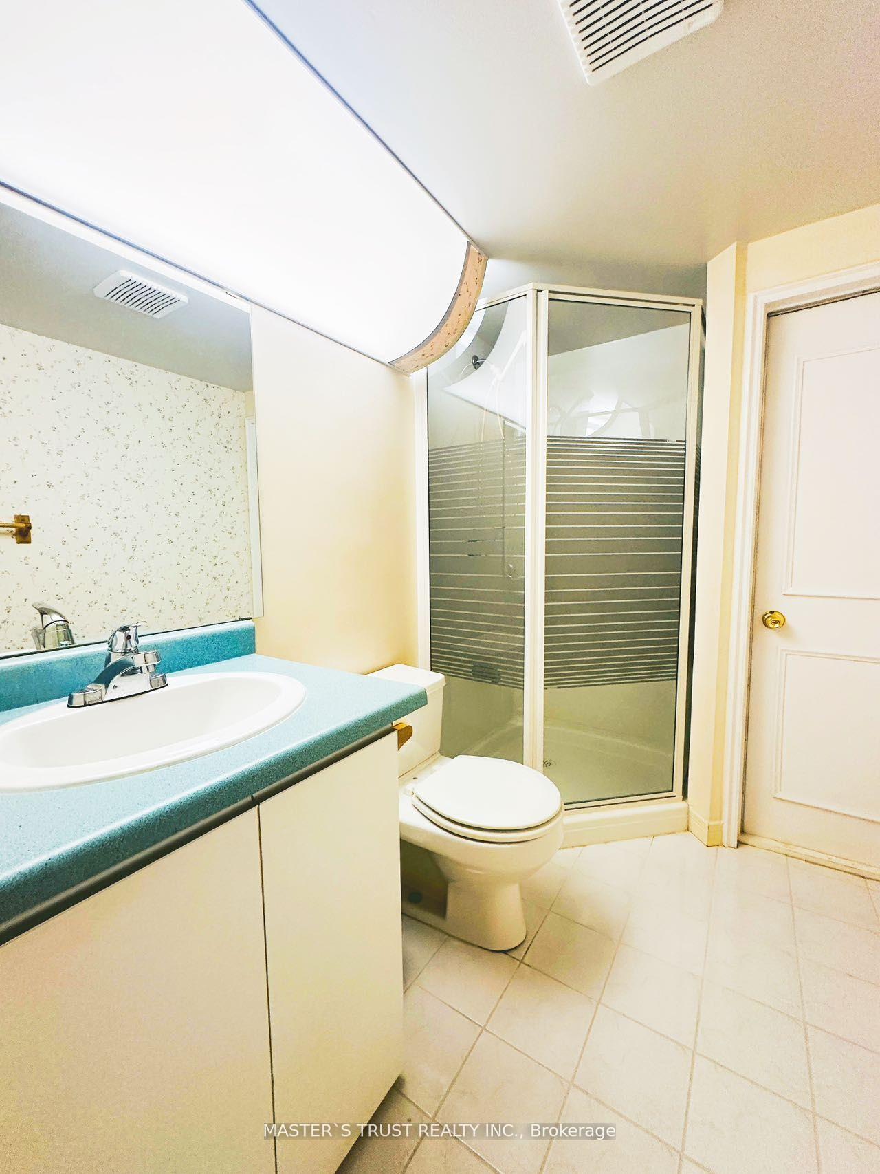 Photo 4 of Unit Lower A, 11 Marion Crescent, Markham, Raymerville — HOMEH