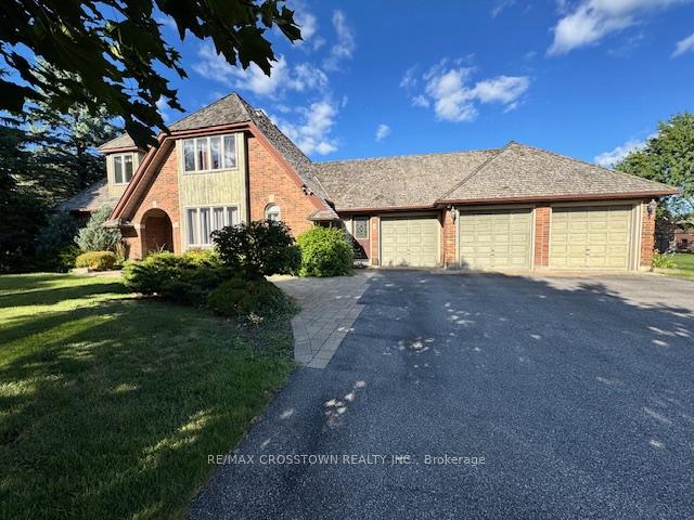 Photo 1 of 15 Dobson Court, King, Nobleton — HOMEH