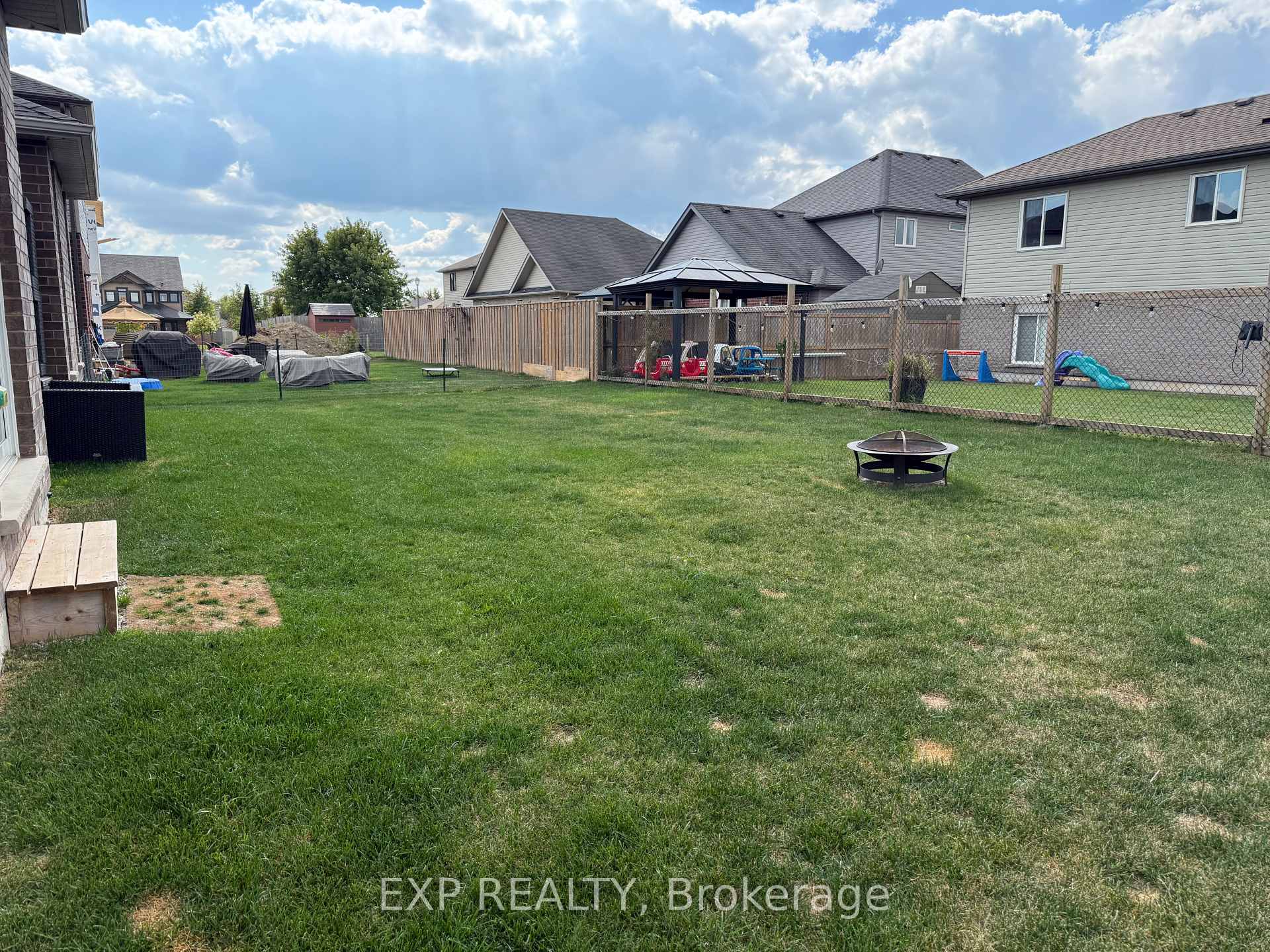 Photo 26 of 115 Maple Street, Mapleton, Rural Mapleton — HOMEH