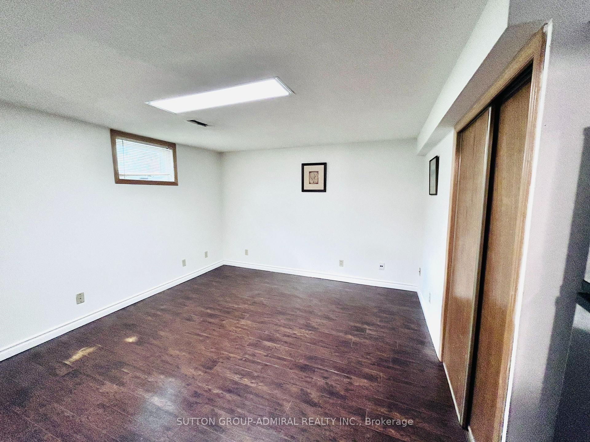 Photo 9 of 19 Dowling Circle, Markham, Milliken Mills East — HOMEH