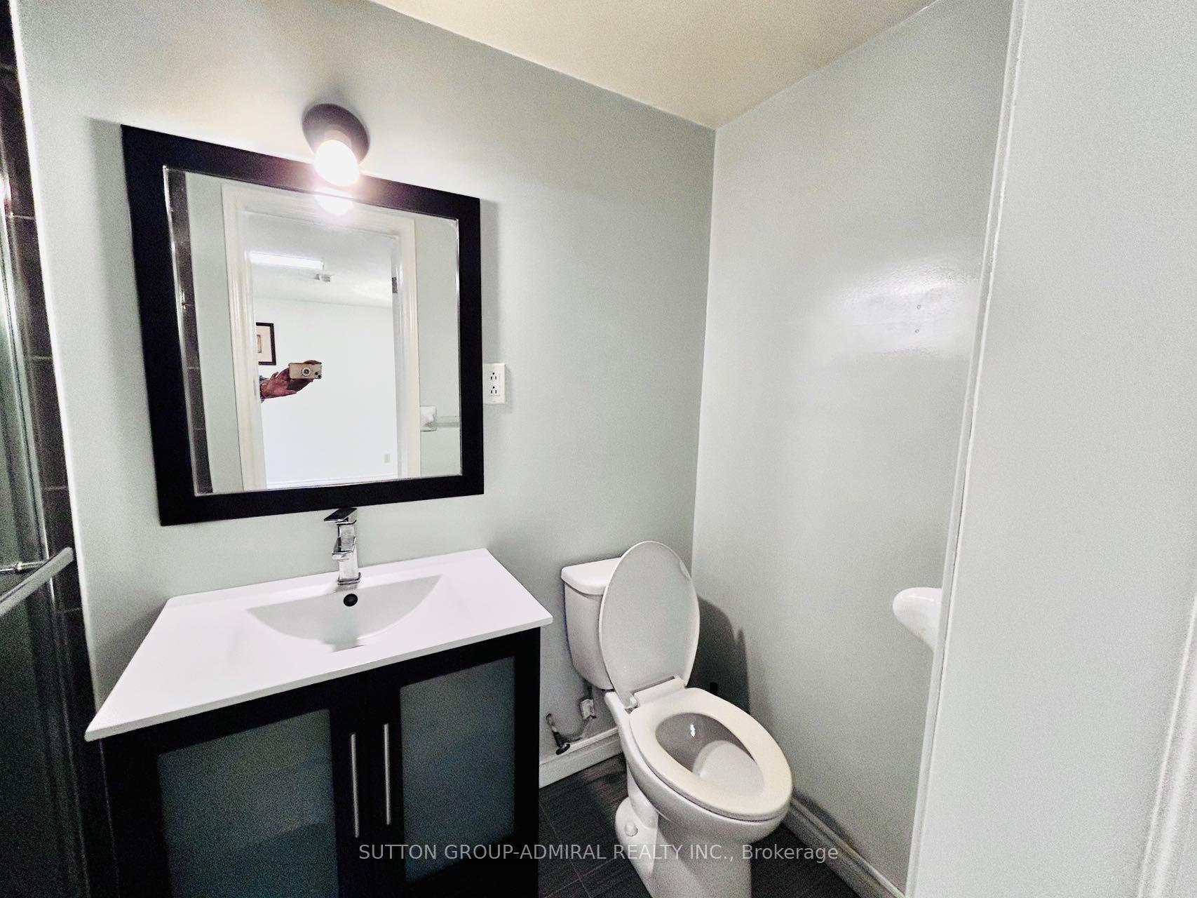 Photo 10 of 19 Dowling Circle, Markham, Milliken Mills East — HOMEH