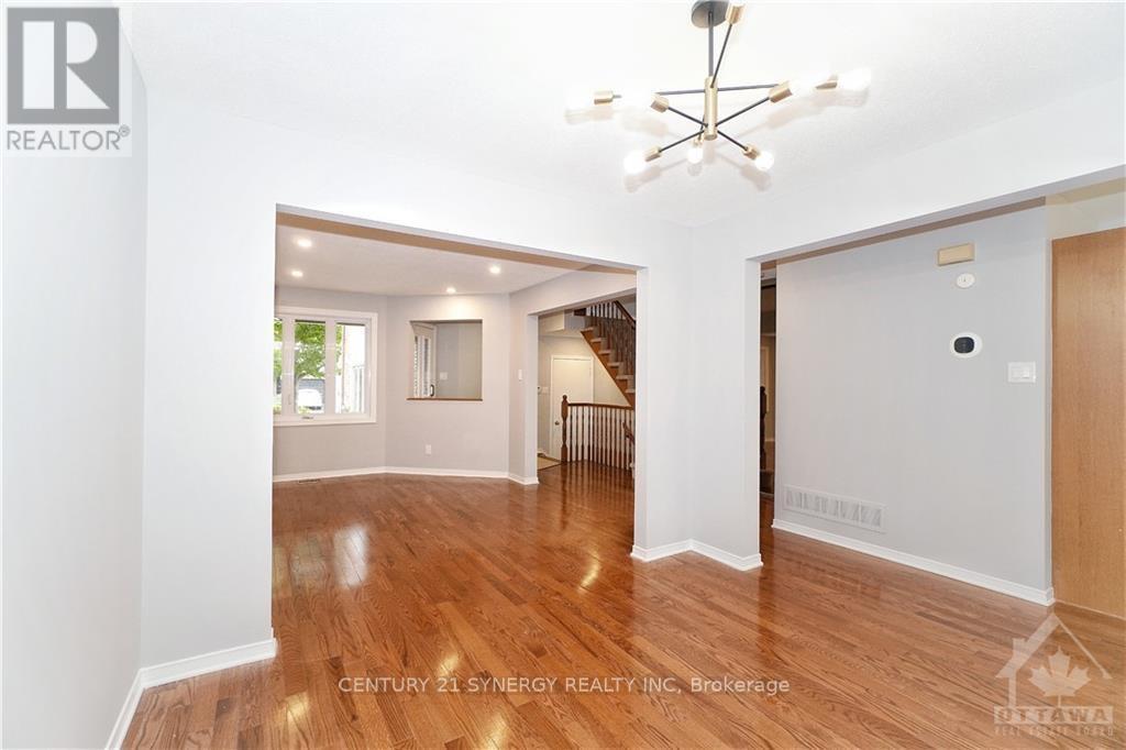 Photo 10 of 92 Havenhurst Crescent, Ottawa, Hunt Club Park/Greenboro — HOMEH