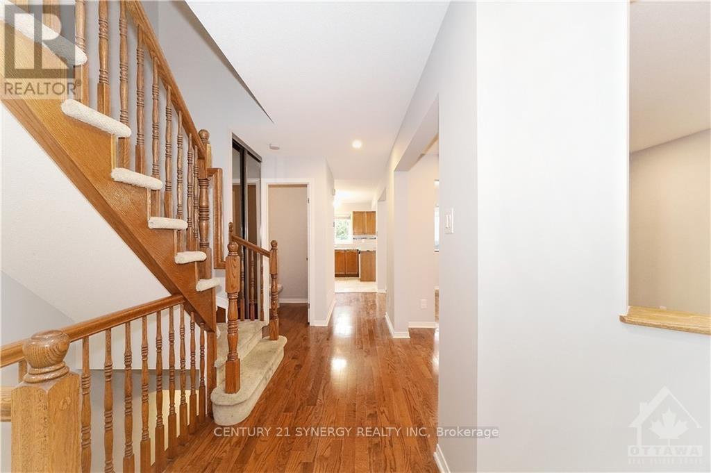 Photo 16 of 92 Havenhurst Crescent, Ottawa, Hunt Club Park/Greenboro — HOMEH