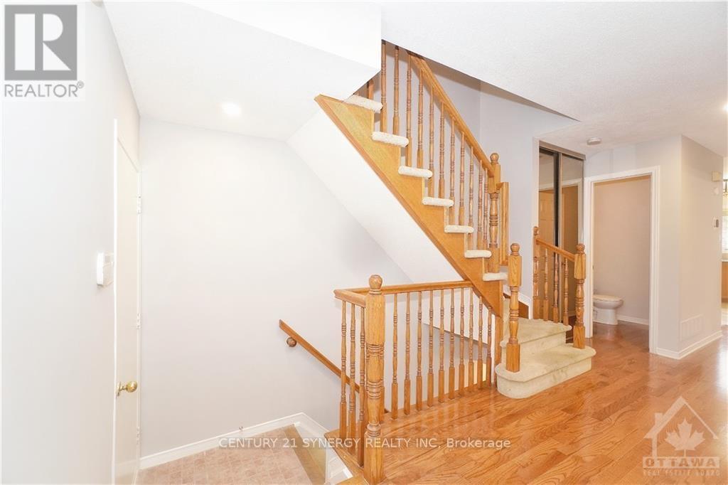 Photo 17 of 92 Havenhurst Crescent, Ottawa, Hunt Club Park/Greenboro — HOMEH