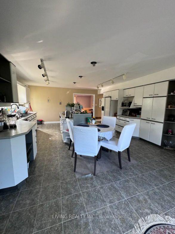 Photo 7 of 785 Brand Road, Uxbridge, Rural Uxbridge — HOMEH