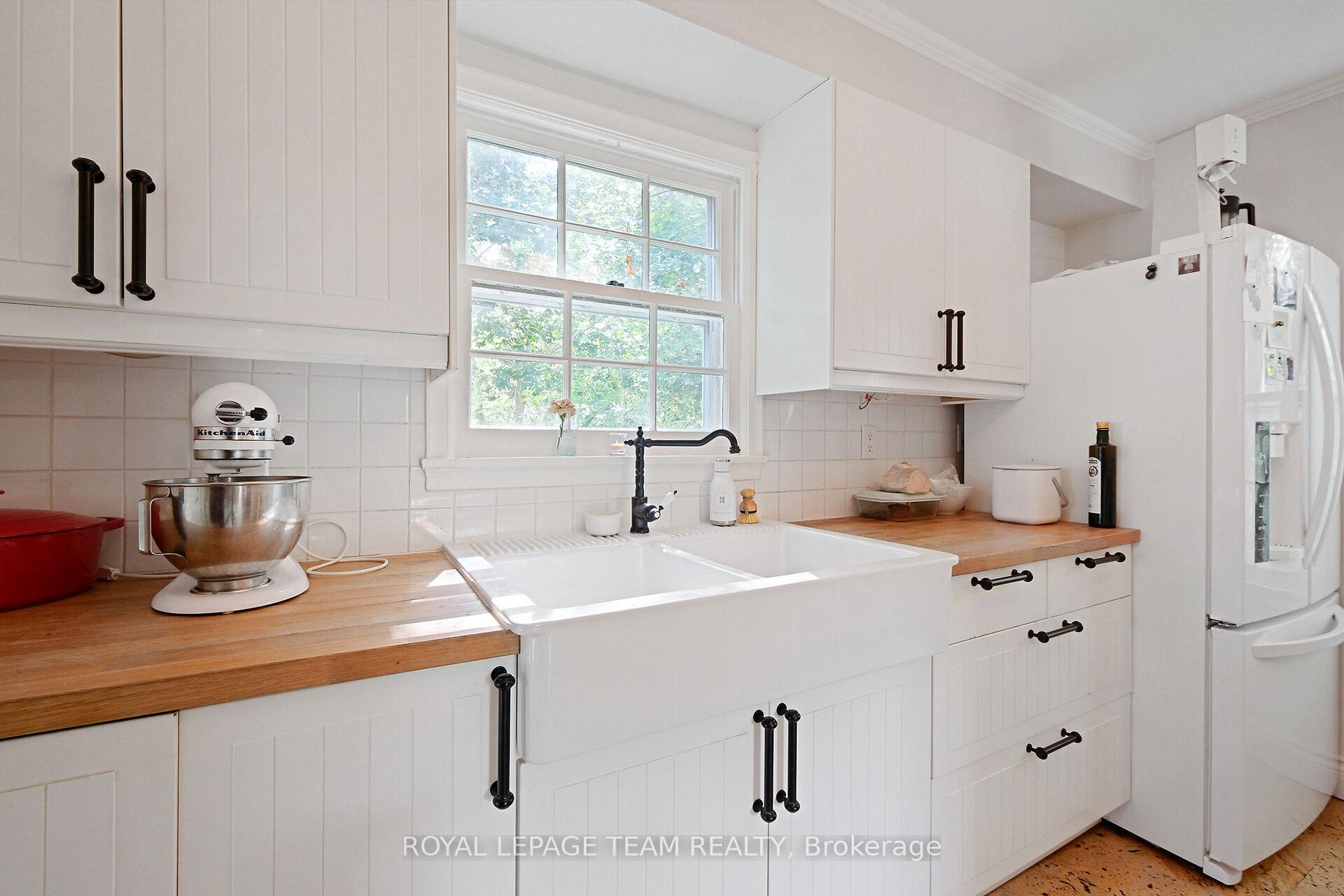 Photo 14 of 16 Sandridge Road, Ottawa, Manor Park — HOMEH