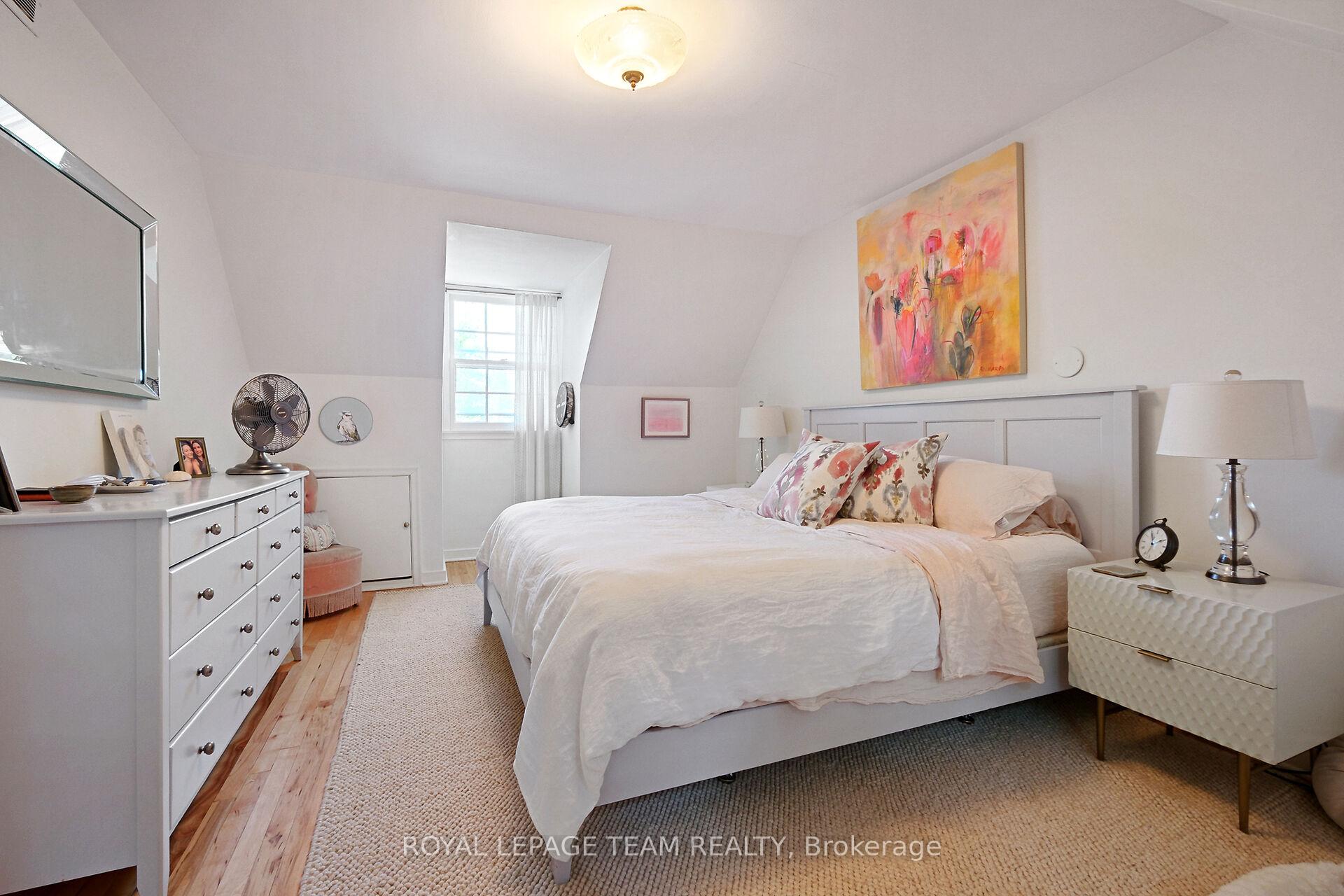Photo 24 of 16 Sandridge Road, Ottawa, Manor Park — HOMEH