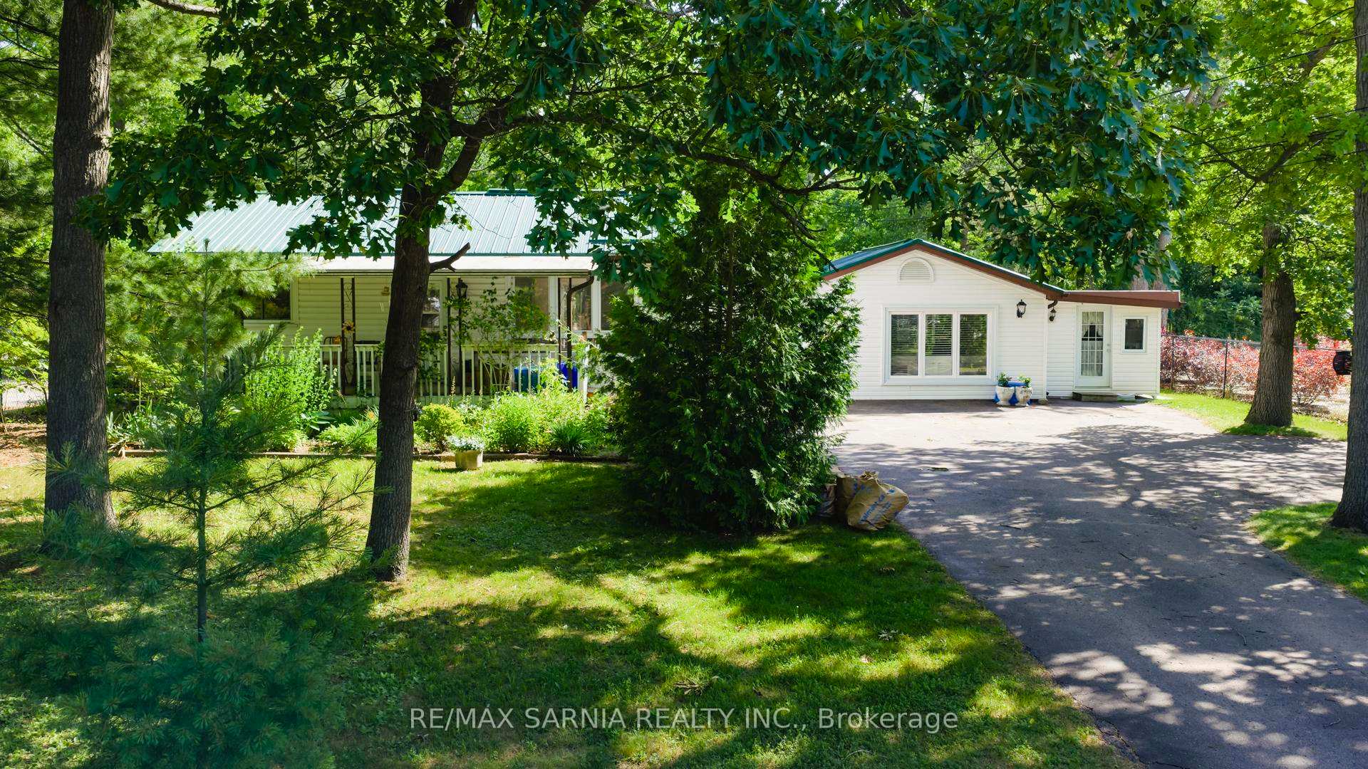 Front of 10148 Port Franks Estates Drive