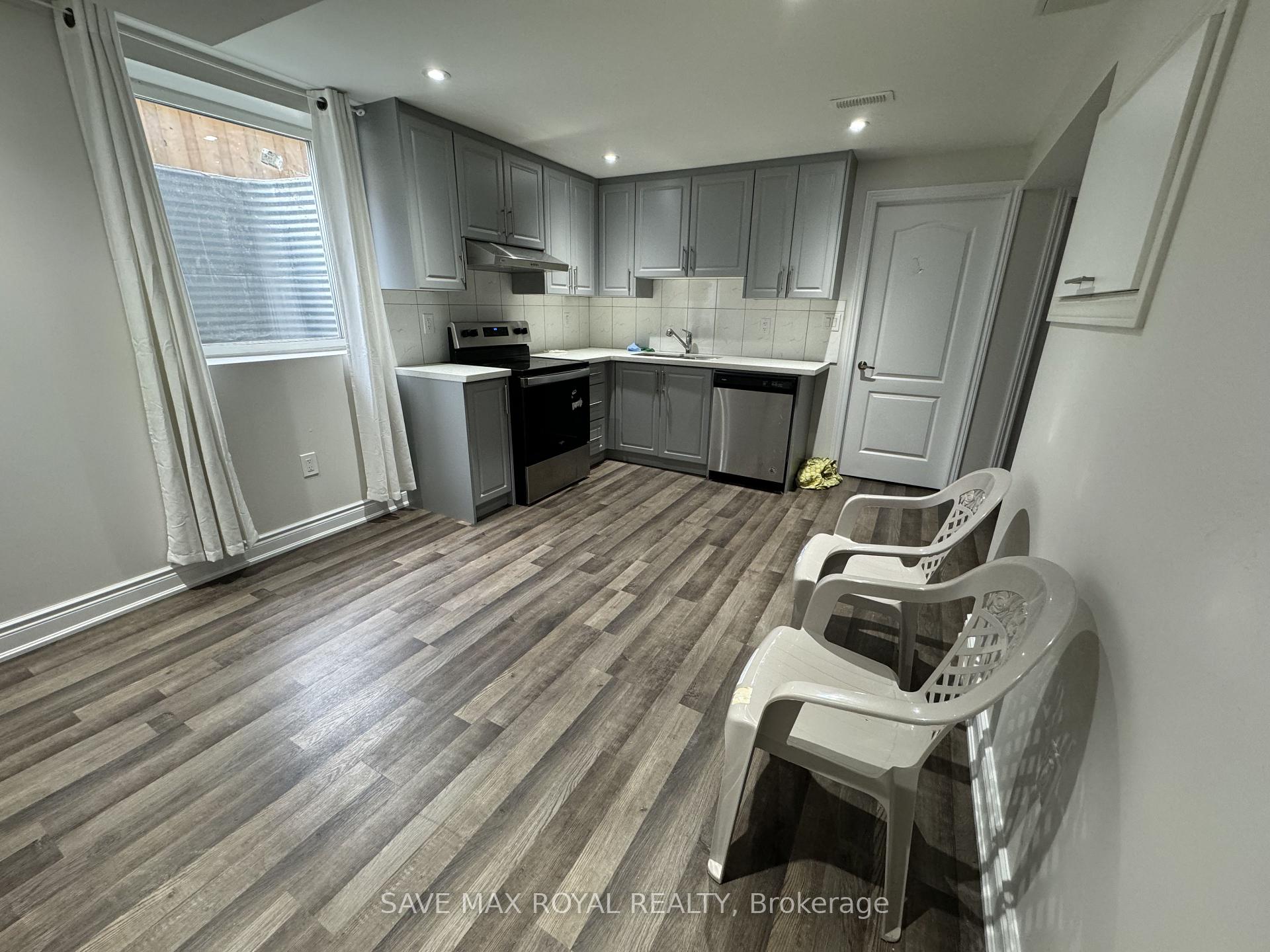 Photo 4 of Unit Bsmnt, 71 Adventura Road, Brampton, Brampton West — HOMEH