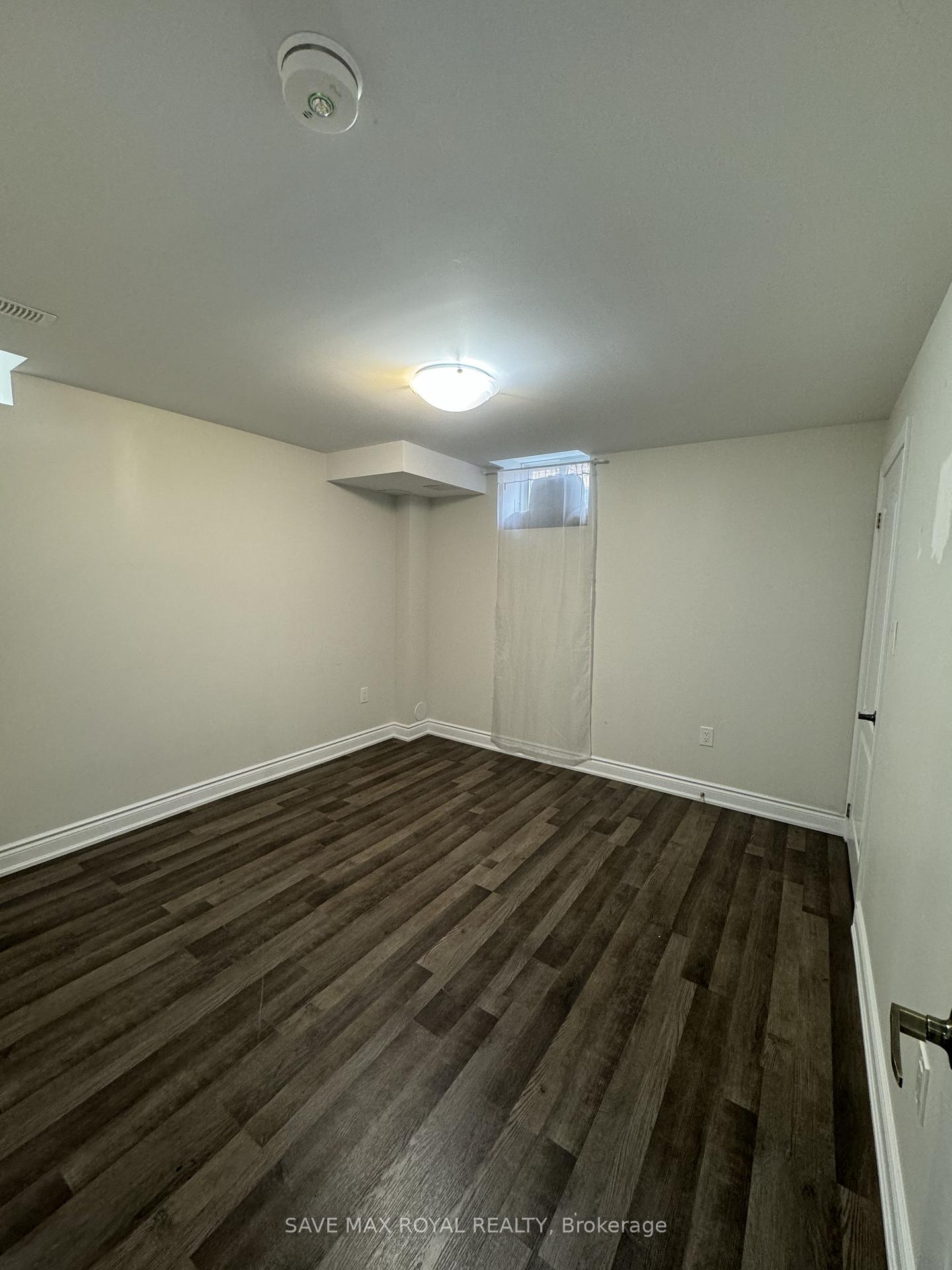 Photo 9 of Unit Bsmnt, 71 Adventura Road, Brampton, Brampton West — HOMEH