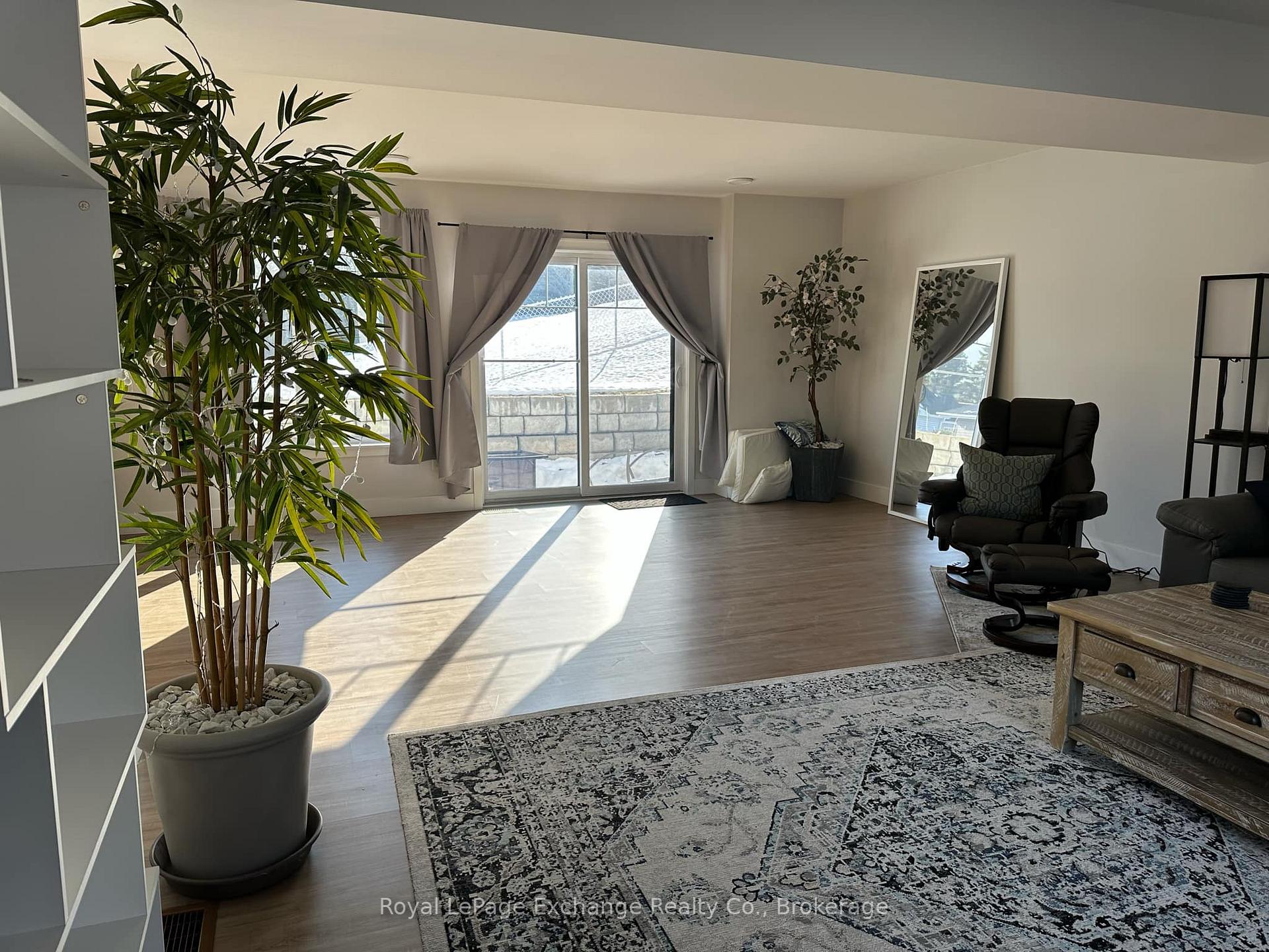 Photo 3 of 340 Nelson Street, Kincardine — HOMEH
