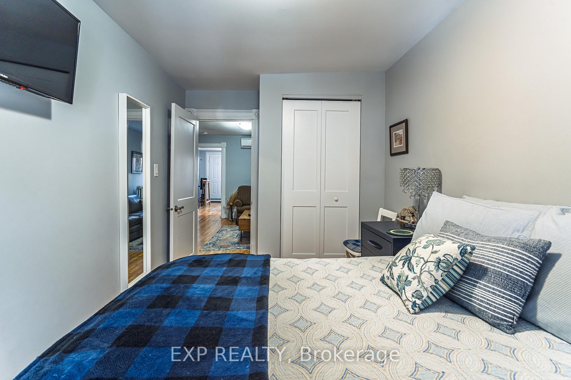 Photo 6 of Unit 3, 52 St Andrew Street, Ottawa, Lower Town/Byward Market — HOMEH