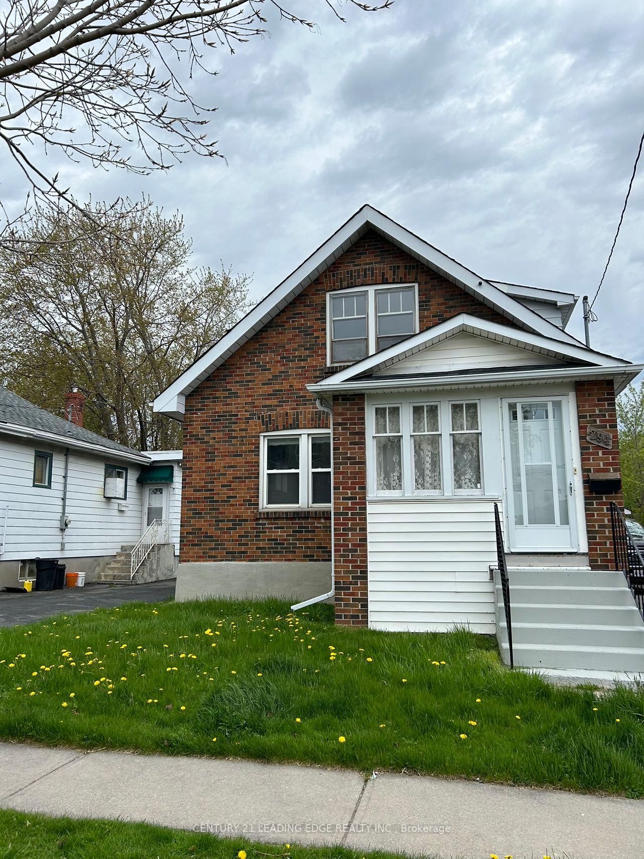 Front of 294 Buena Vista Avenue
