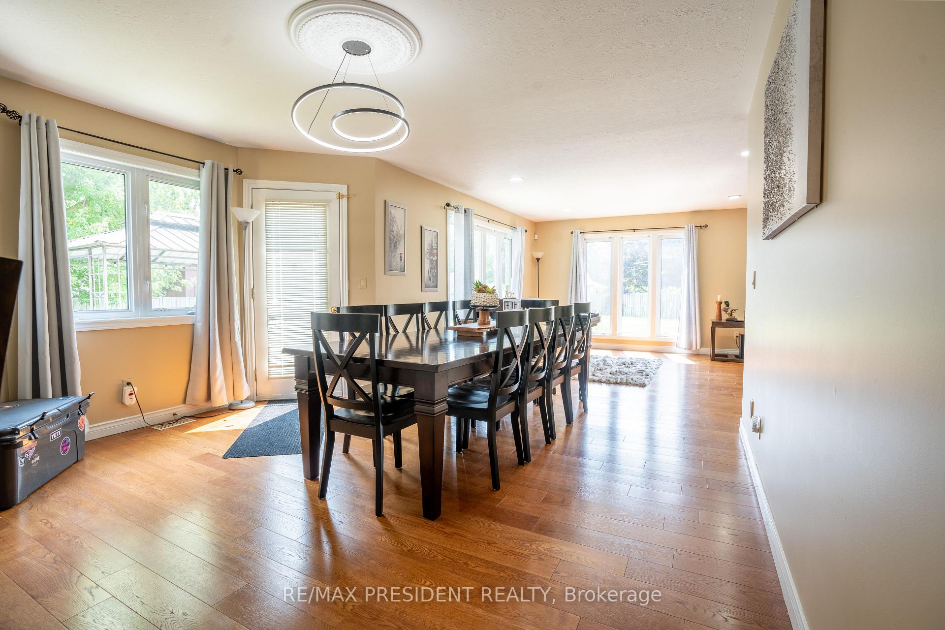 Photo 19 of 70 Charles Crescent, Chatham-Kent, Wallaceburg — HOMEH