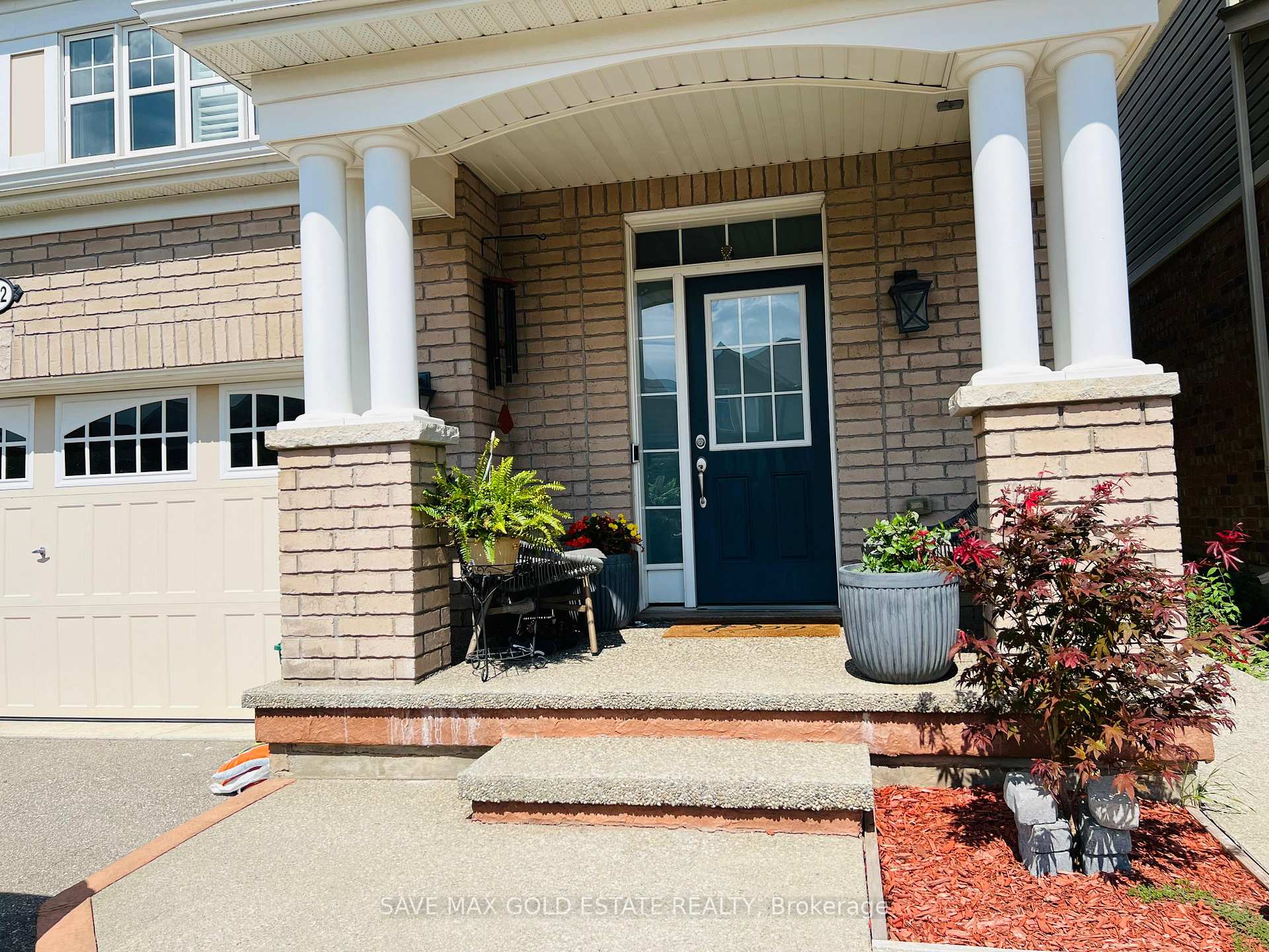 Photo 1 of 212 Spring Creek Drive, Hamilton, Waterdown — HOMEH