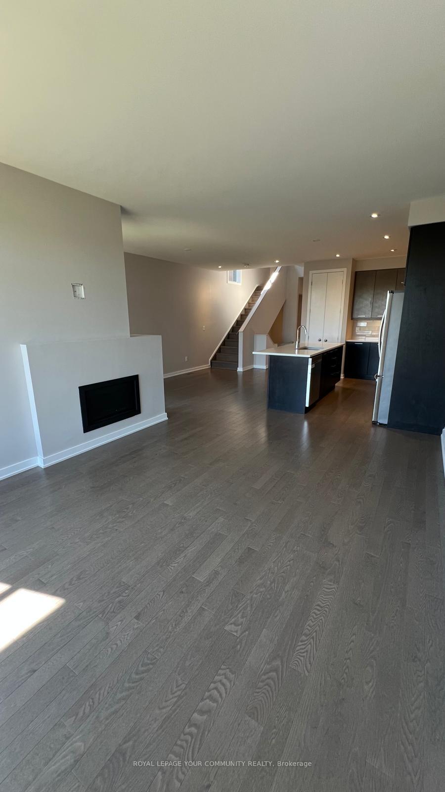 Photo 10 of 172 Shuttleworth Drive, Ottawa, Leitrim — HOMEH