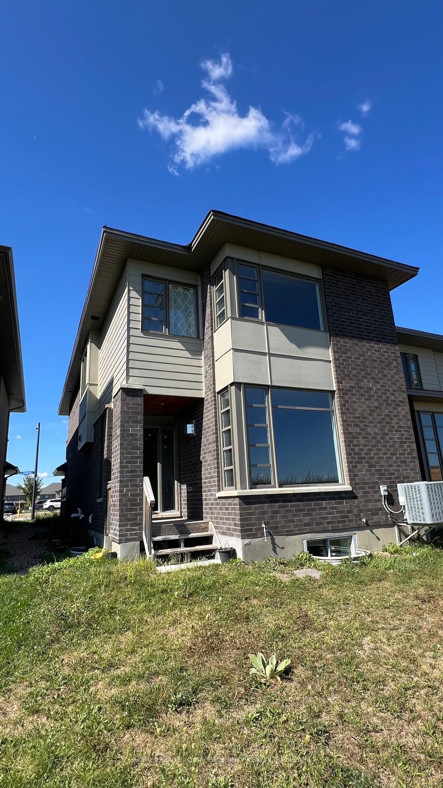 Photo 13 of 172 Shuttleworth Drive, Ottawa, Leitrim — HOMEH