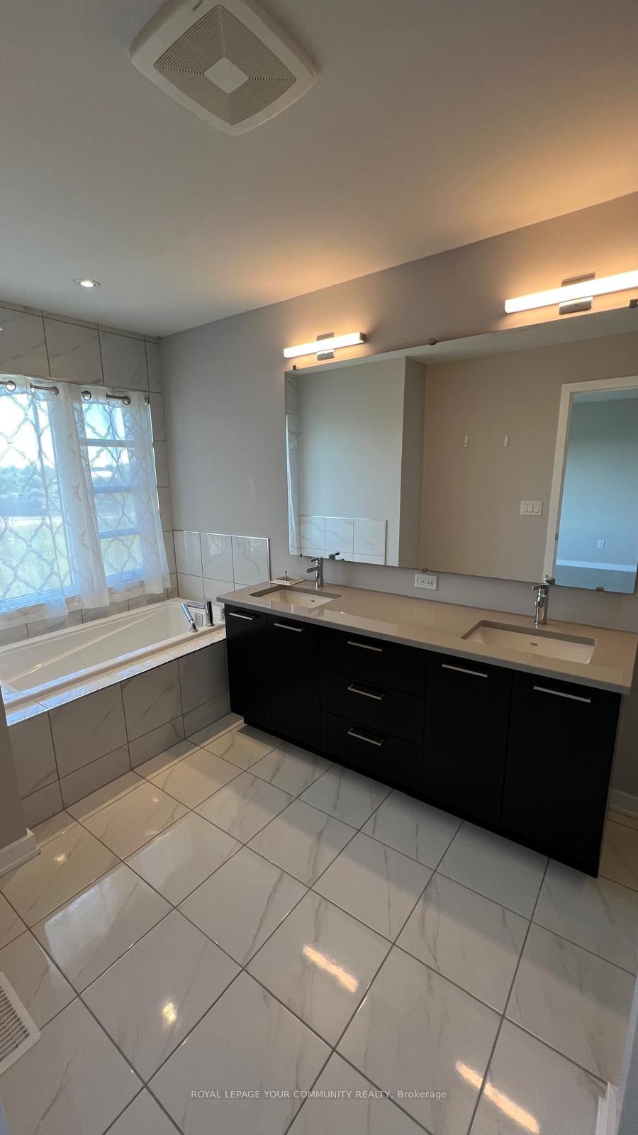 Photo 22 of 172 Shuttleworth Drive, Ottawa, Leitrim — HOMEH