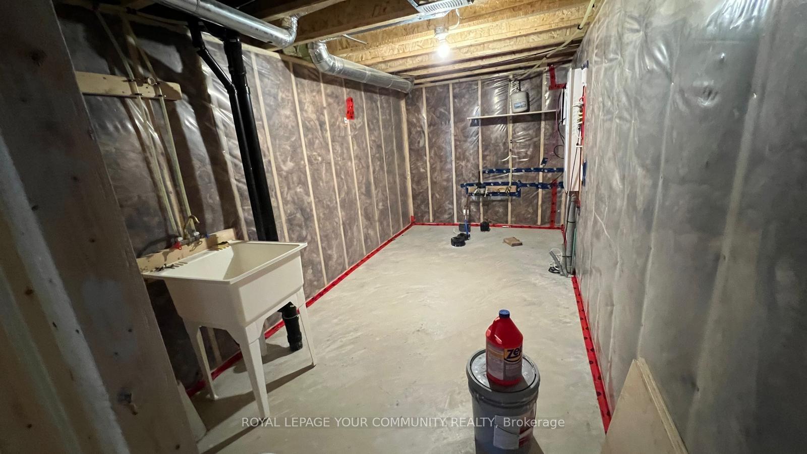 Photo 35 of 172 Shuttleworth Drive, Ottawa, Leitrim — HOMEH
