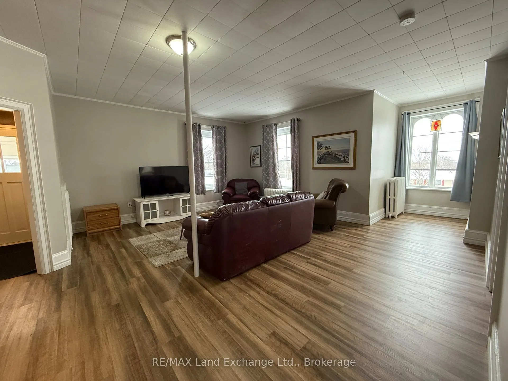 Photo 10 of Unit Upper, 433 Broadway Street, Kincardine — HOMEH
