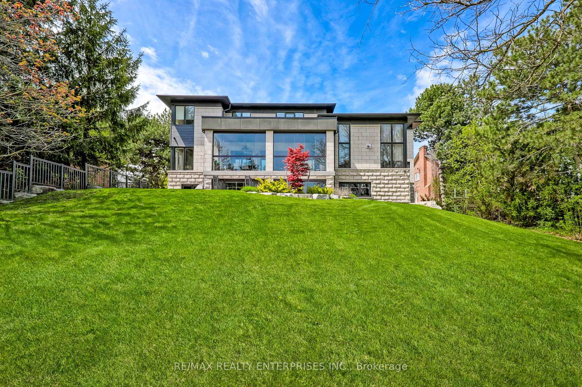Photo 44 of 500 Warren Road, King, King City — HOMEH