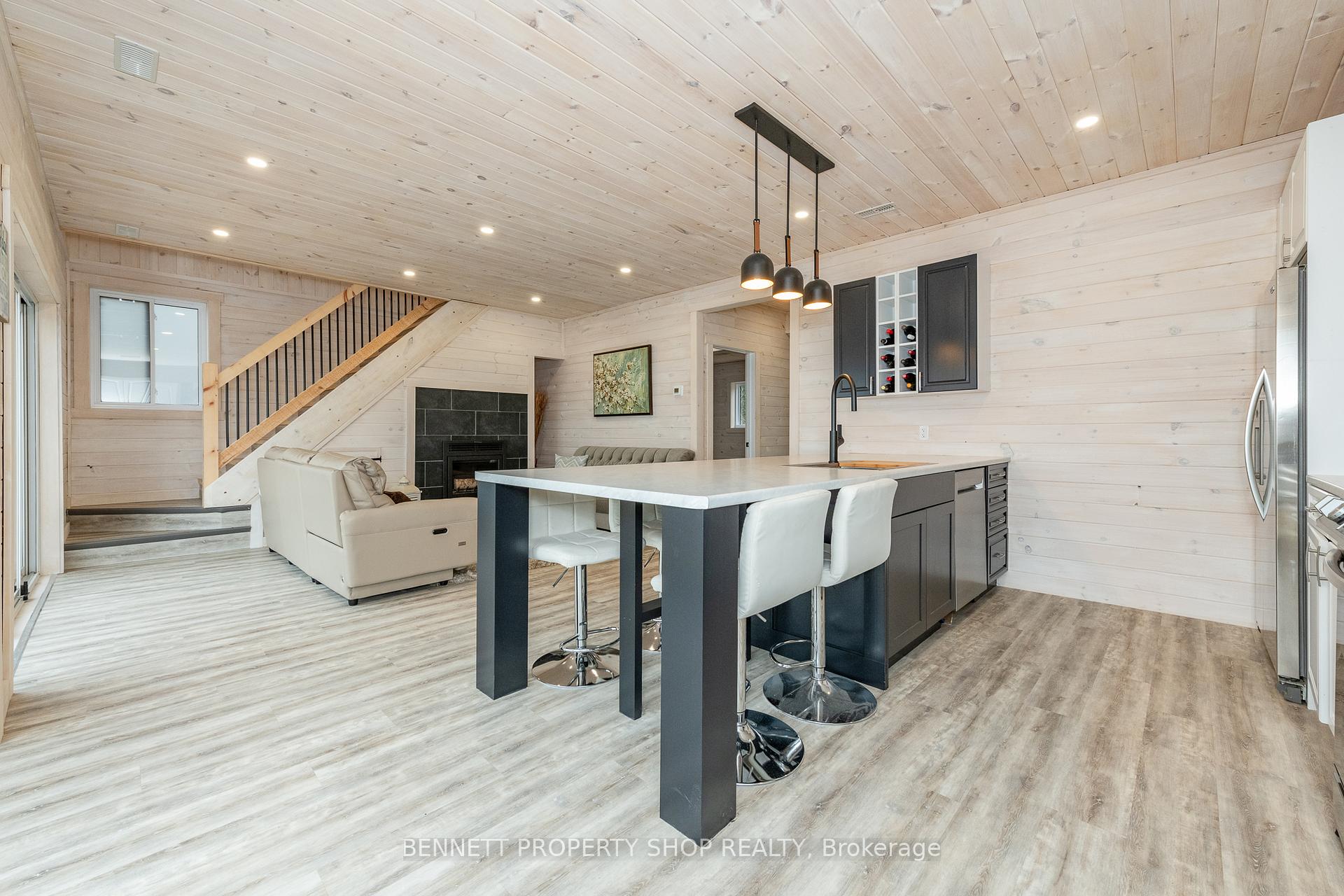 Photo 10 of 3020 Black Bay Lane, Horton, Horton Twp — HOMEH