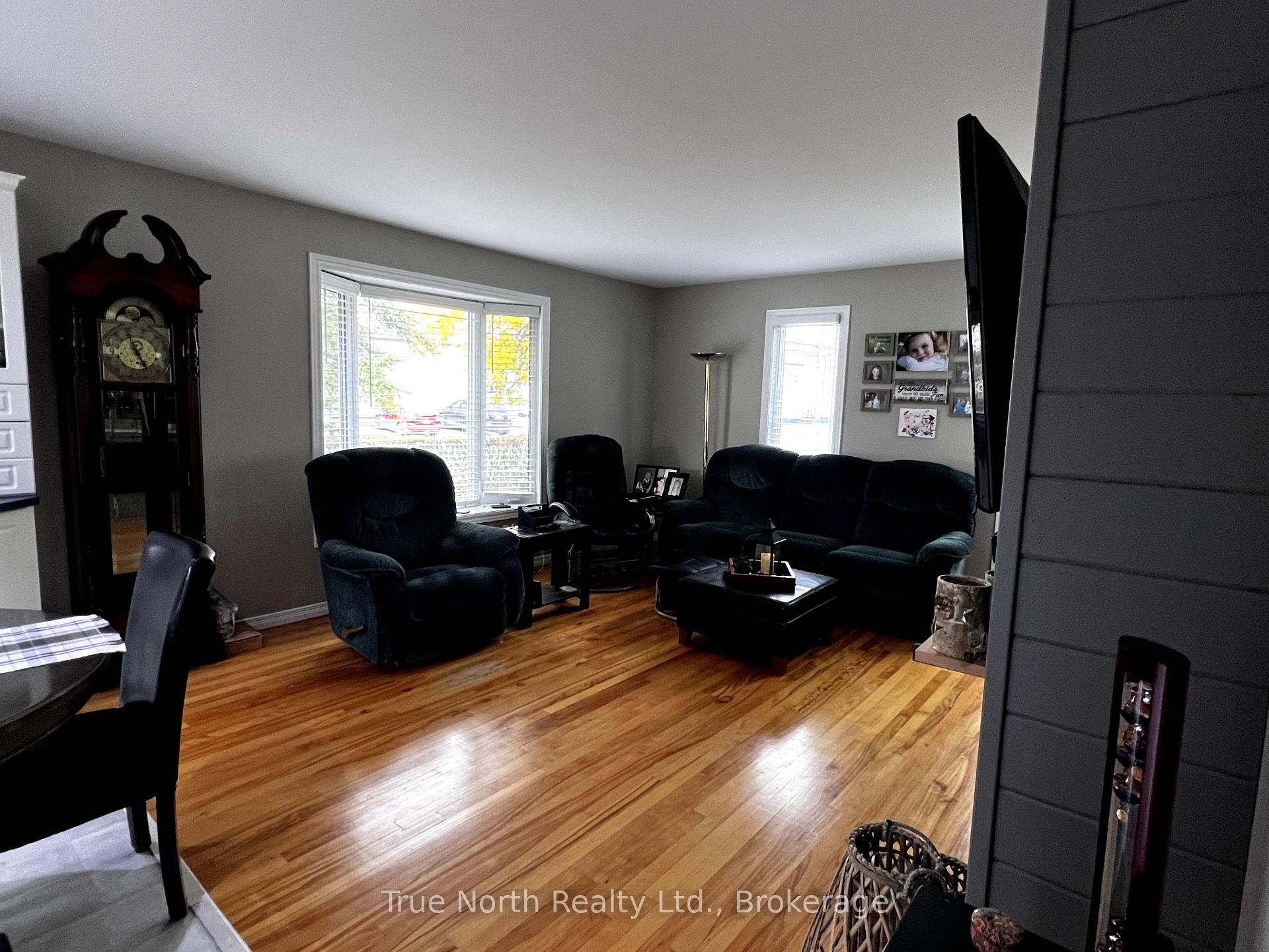 Photo 15 of 2 Murdock Street, Kapuskasing — HOMEH
