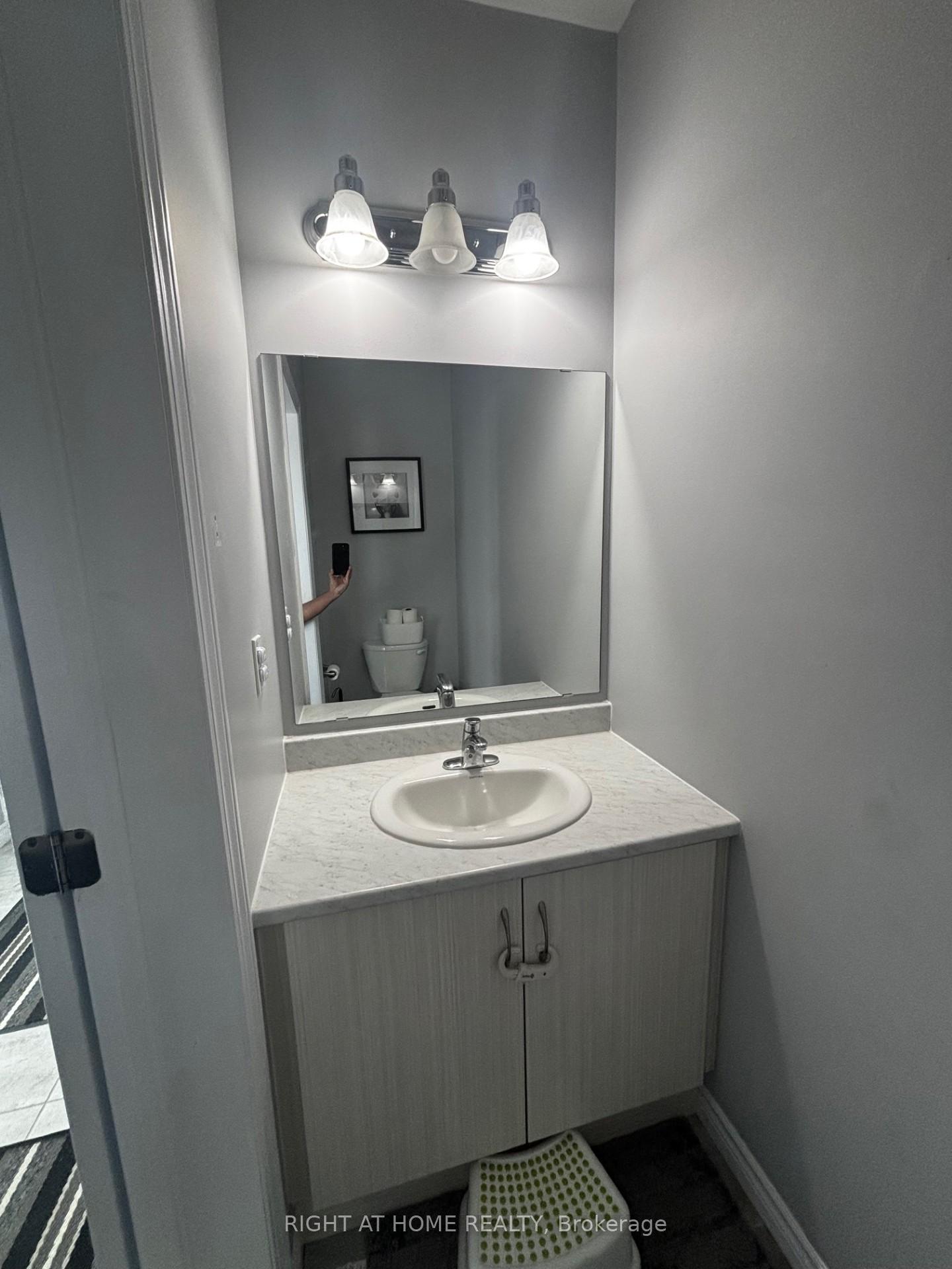 Photo 16 of 1427 Monarch Drive, Kingston, City Northwest — HOMEH