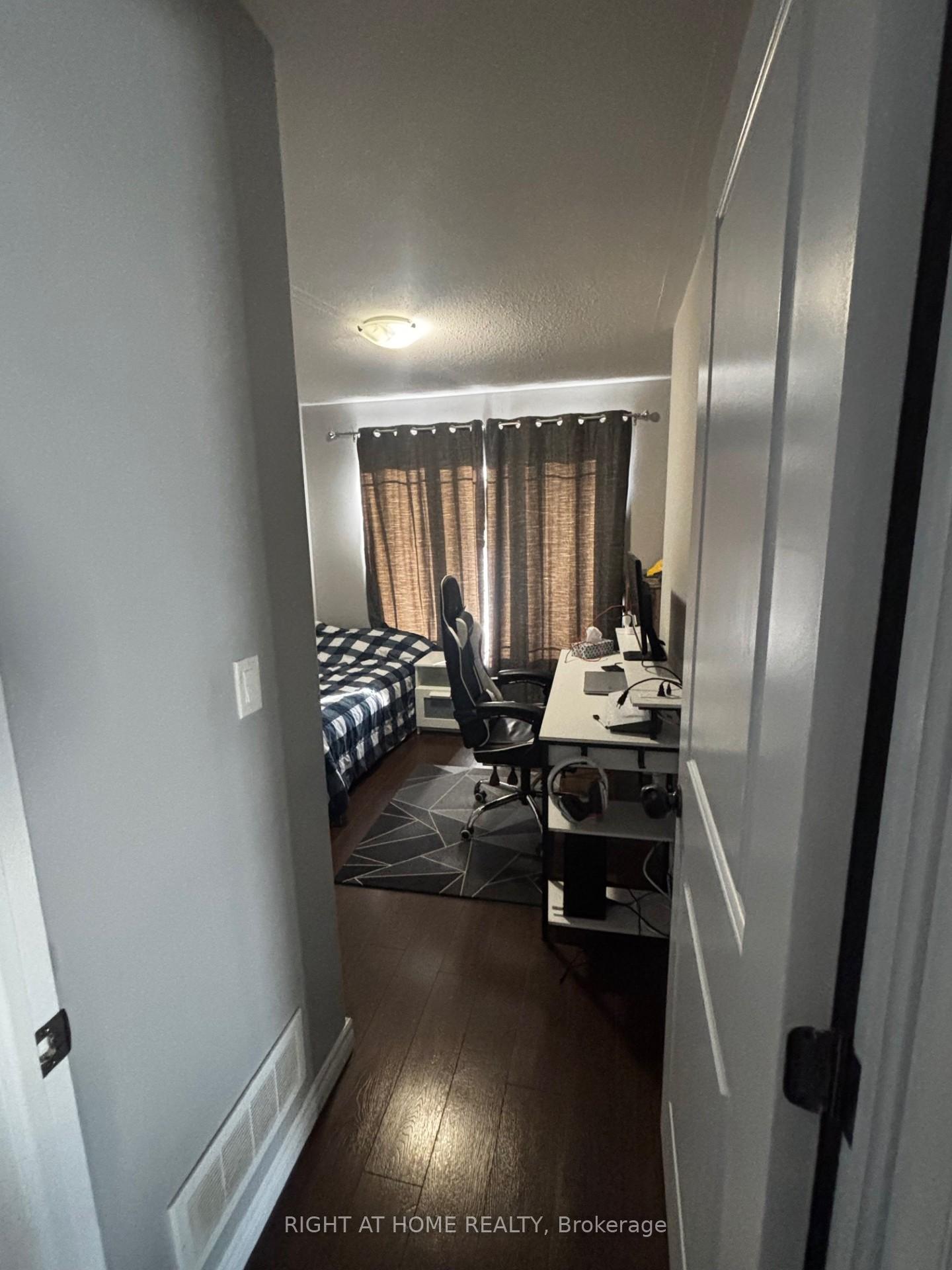 Photo 18 of 1427 Monarch Drive, Kingston, City Northwest — HOMEH