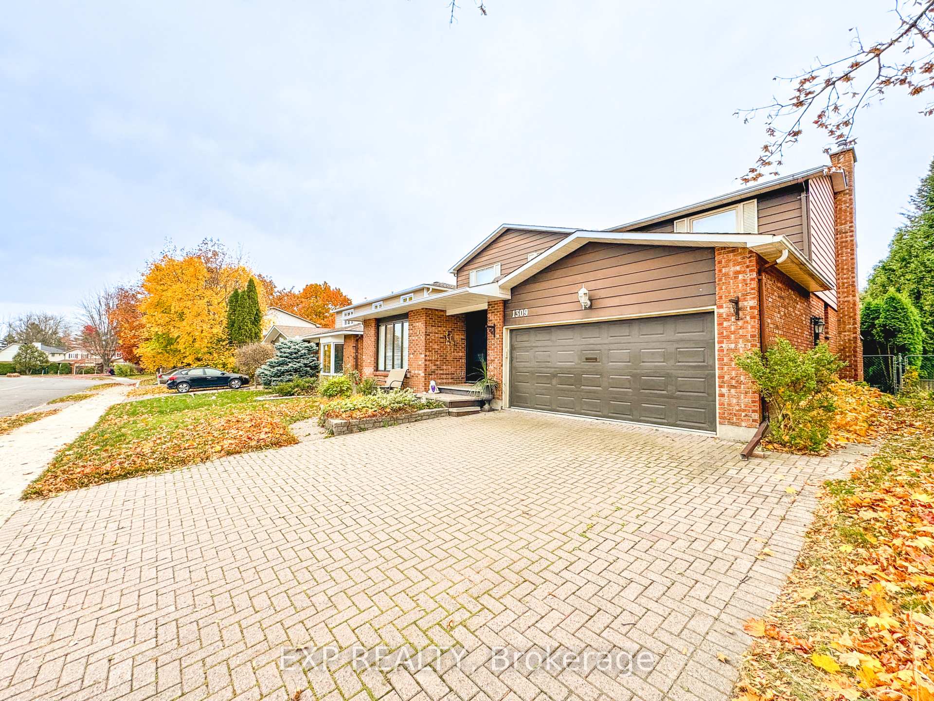Photo 2 of 1309 Plante Drive, Ottawa, Hunt Club/Western Community — HOMEH