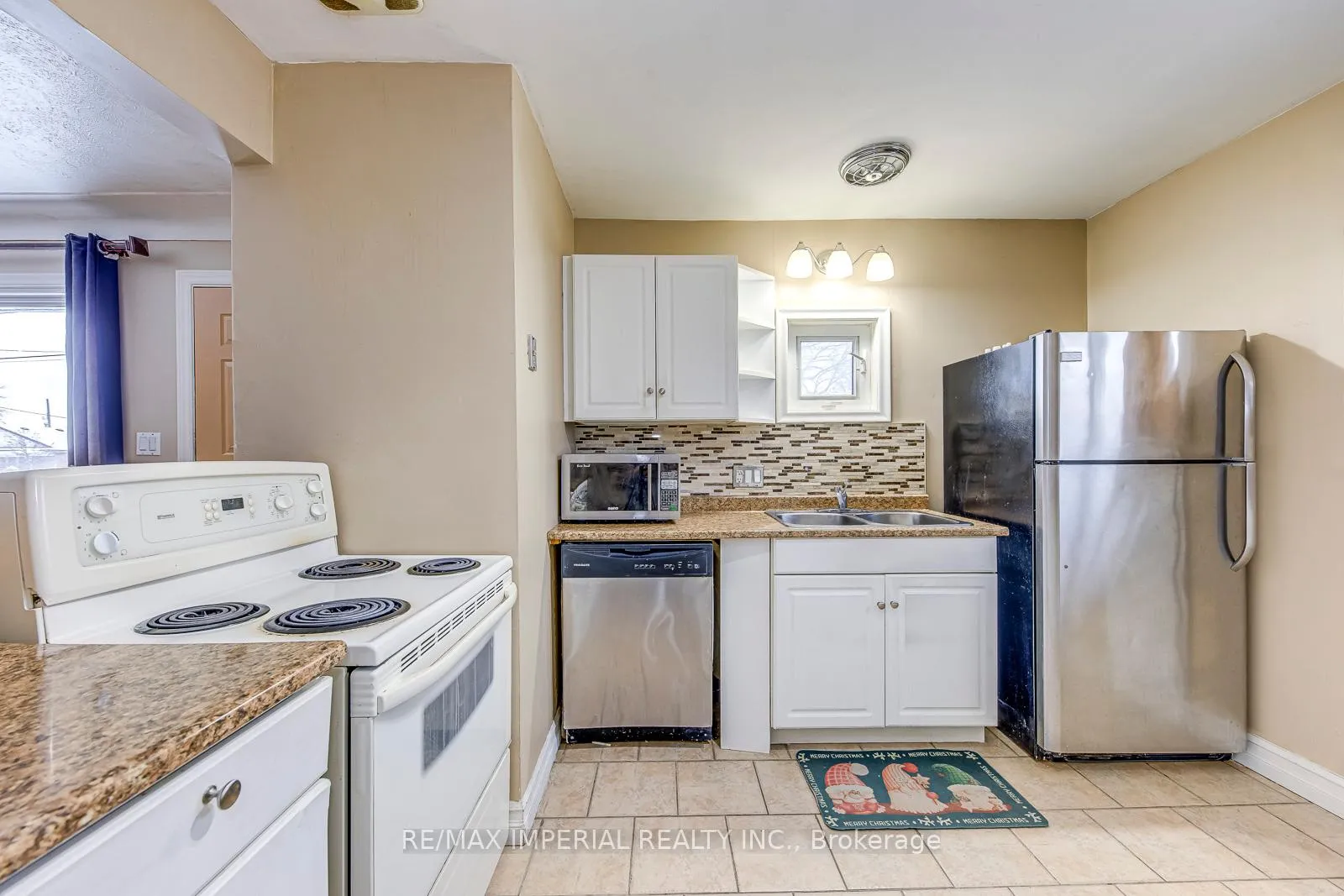 Photo 14 of Unit Main, 456 East 13th Street, Hamilton, Hill Park — HOMEH