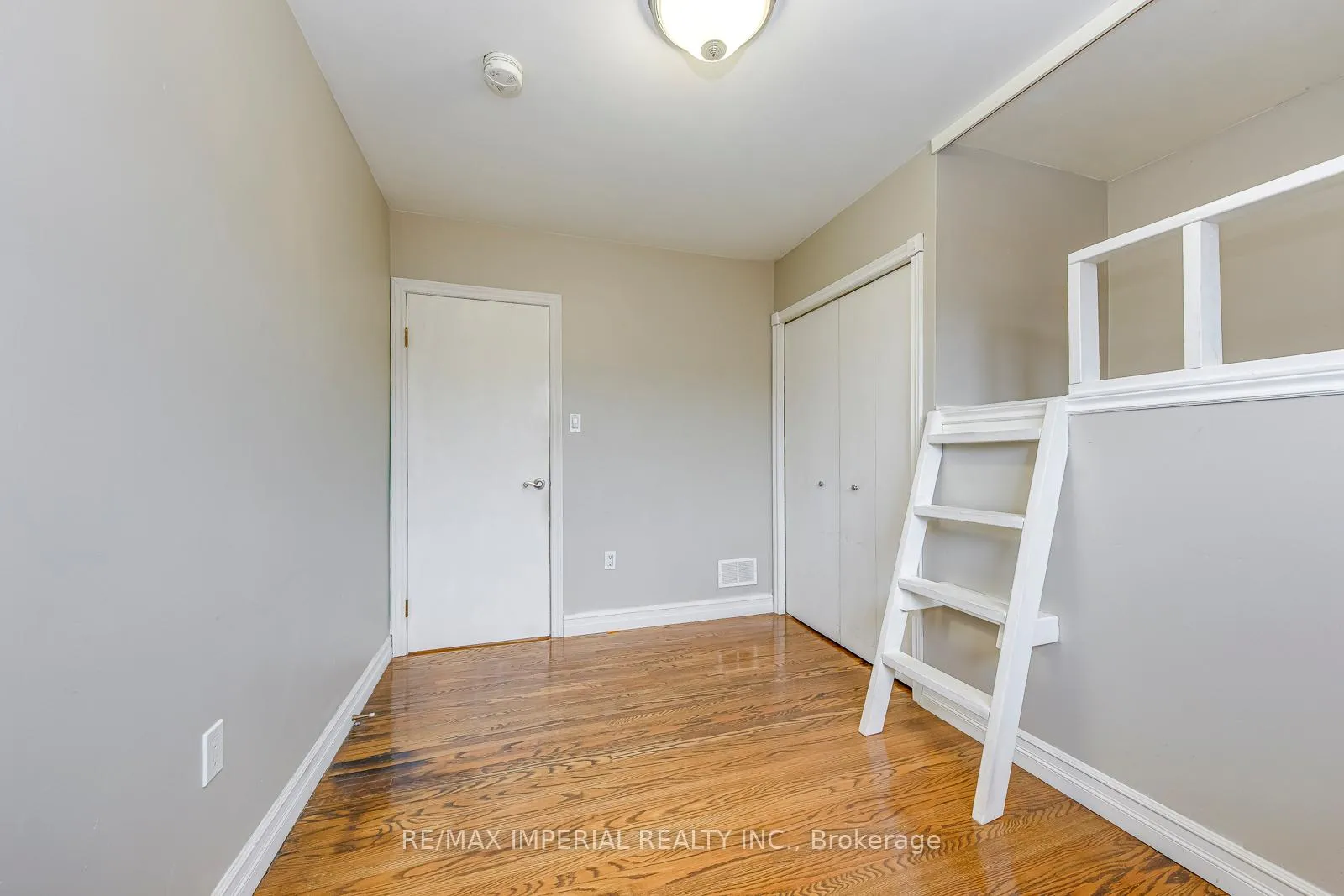 Photo 20 of Unit Main, 456 East 13th Street, Hamilton, Hill Park — HOMEH