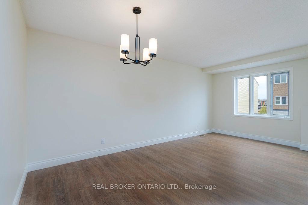 Photo 16 of 8 Drayton Private, Ottawa, CFB Rockcliffe and Area — HOMEH
