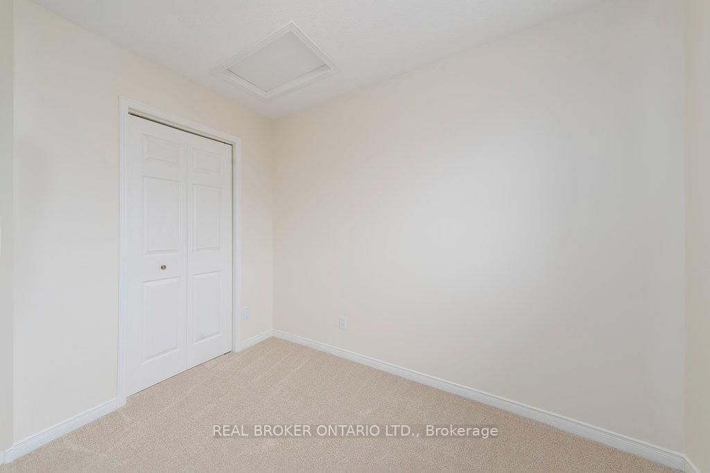 Photo 21 of 8 Drayton Private, Ottawa, CFB Rockcliffe and Area — HOMEH