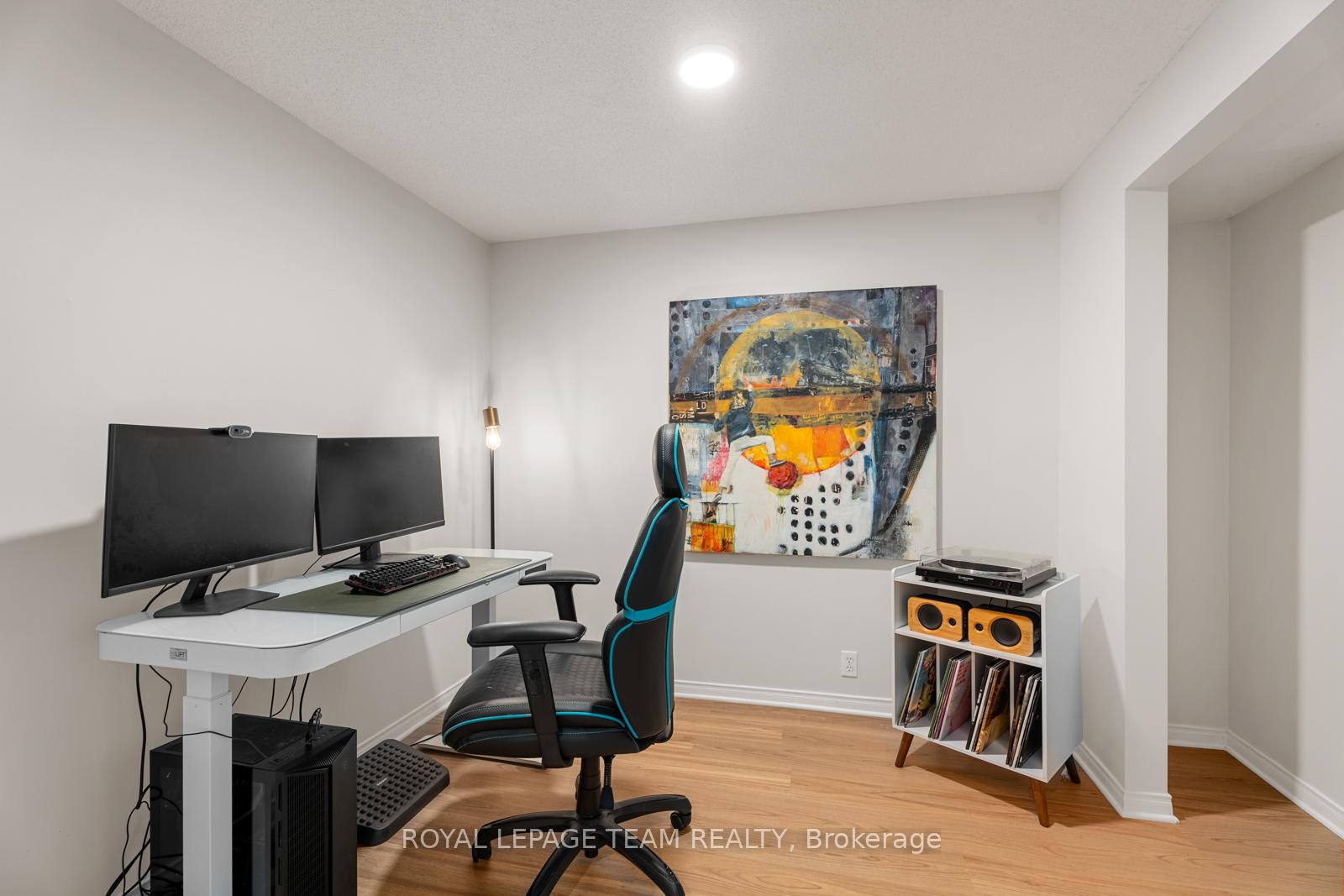 Photo 24 of 3838 Crowsnest Avenue, Ottawa, Quinterra — HOMEH