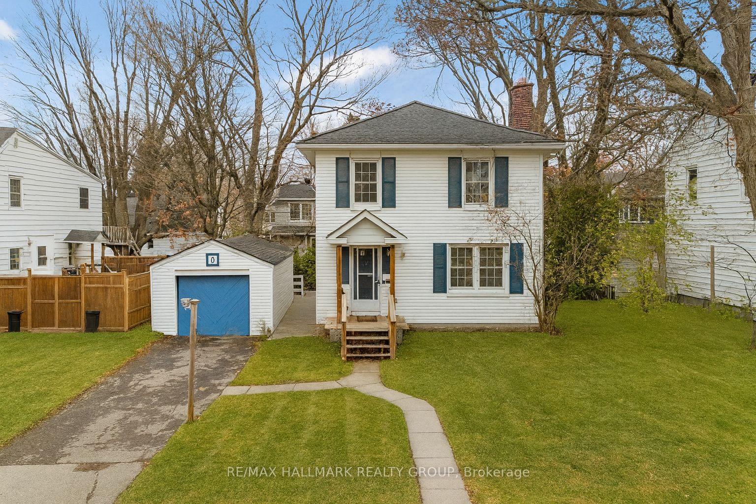 Photo 1 of 9 Bedford Crescent, Ottawa, Manor Park — HOMEH
