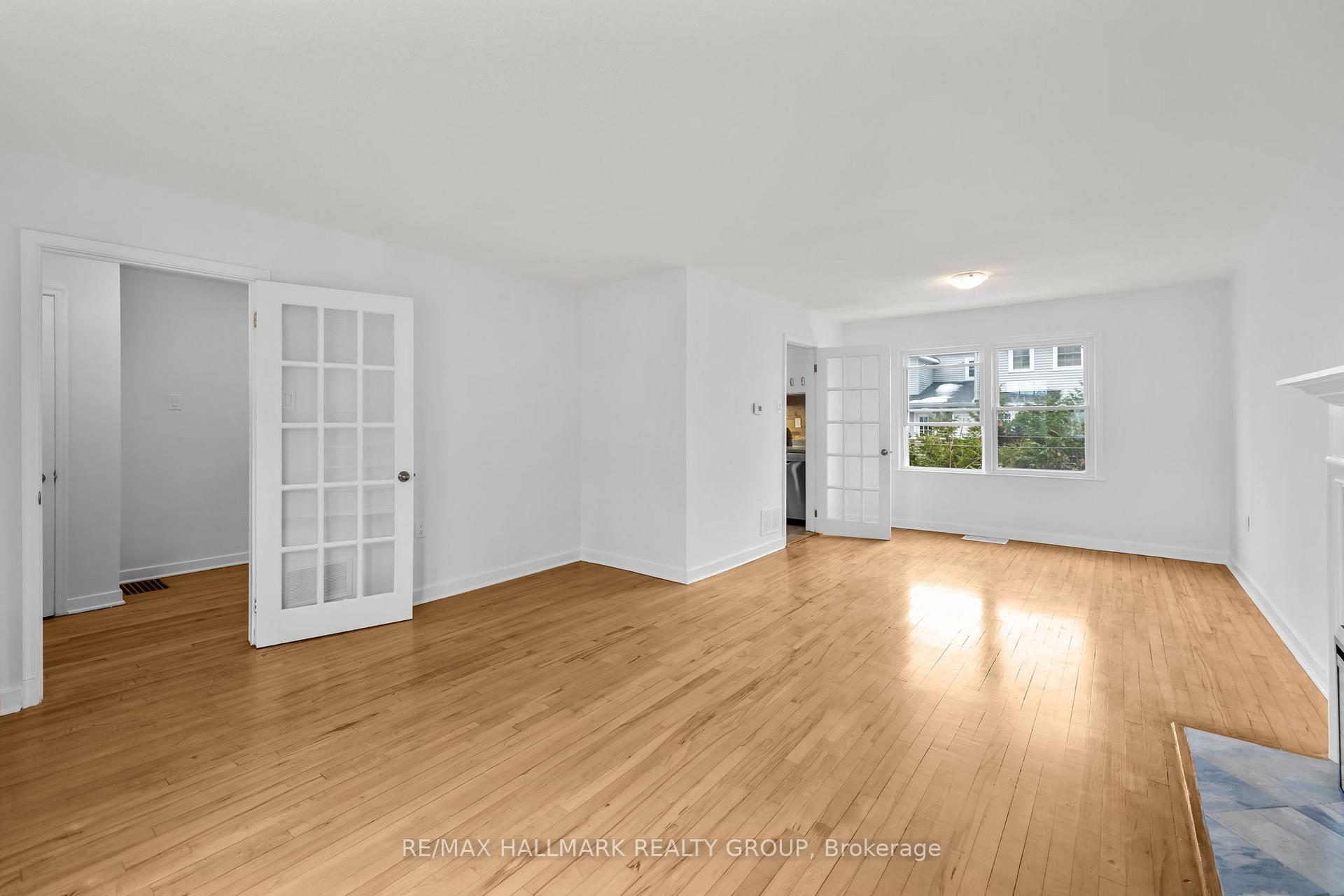 Photo 7 of 9 Bedford Crescent, Ottawa, Manor Park — HOMEH