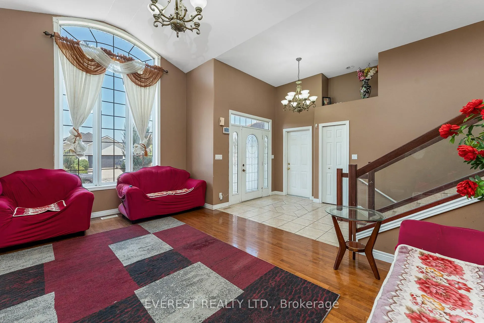 Photo 11 of 143 Amy Croft Drive, Lakeshore — HOMEH