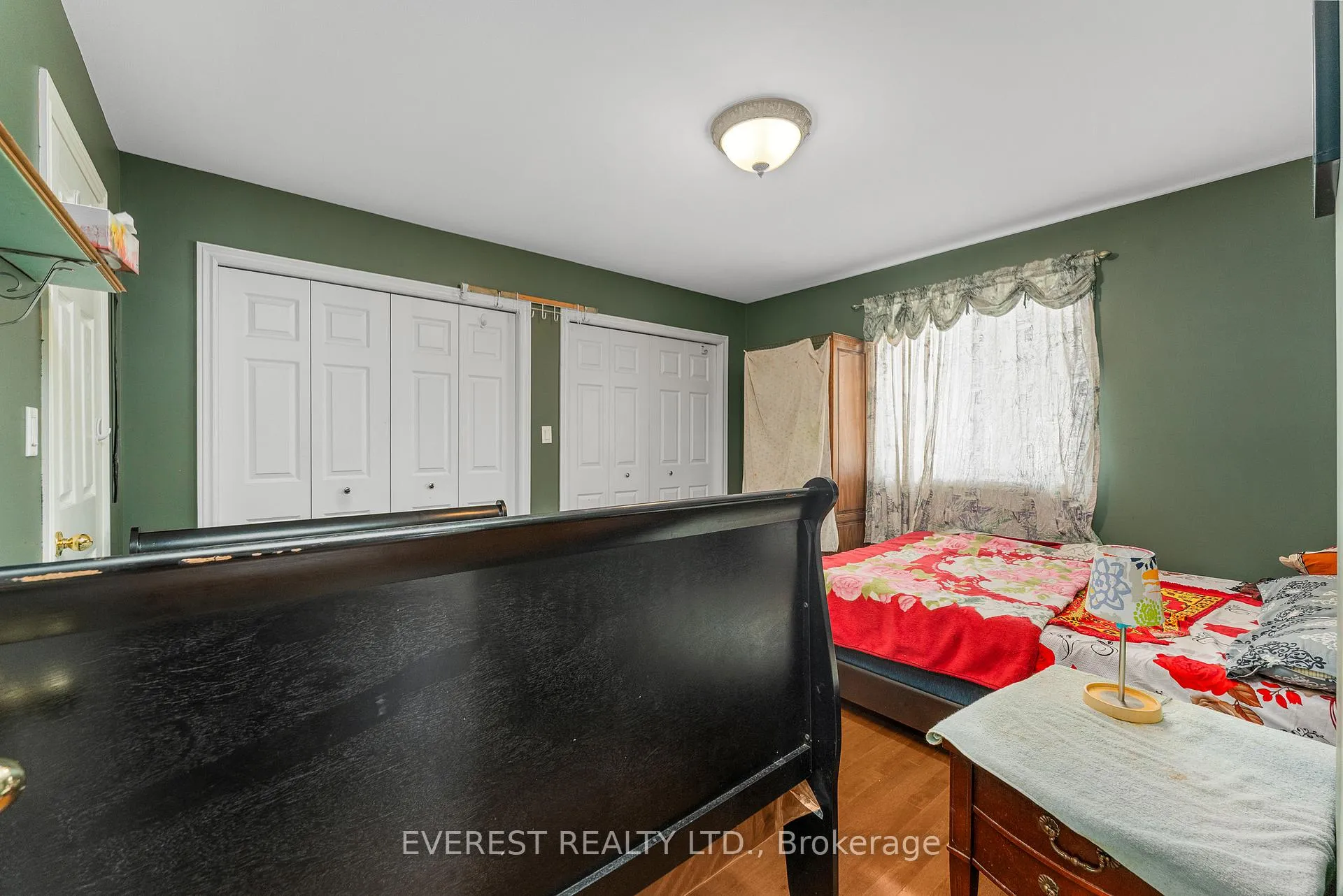 Photo 18 of 143 Amy Croft Drive, Lakeshore — HOMEH