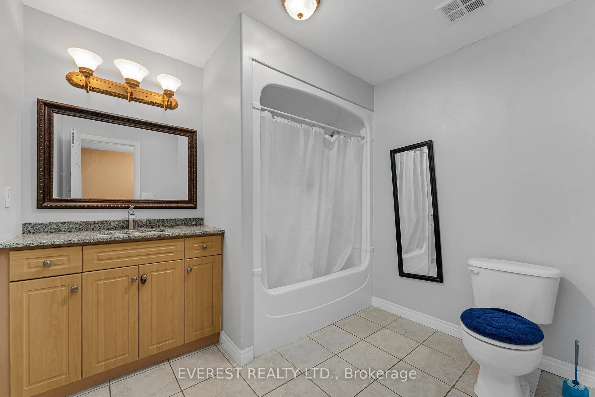Photo 27 of 143 Amy Croft Drive, Lakeshore — HOMEH