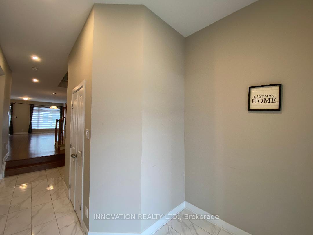 Photo 4 of 448 Trident Mews, Ottawa, Leitrim — HOMEH