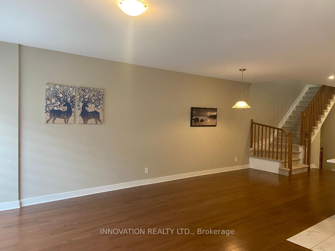 Photo 10 of 448 Trident Mews, Ottawa, Leitrim — HOMEH