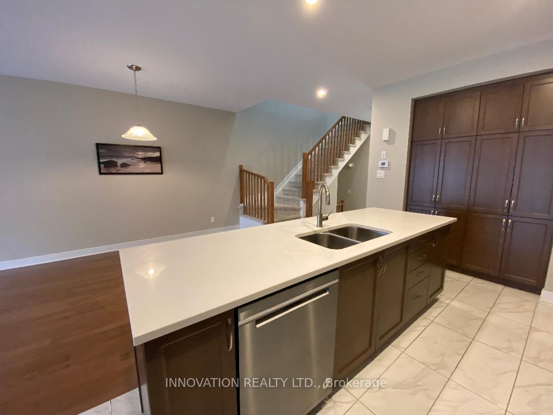 Photo 14 of 448 Trident Mews, Ottawa, Leitrim — HOMEH