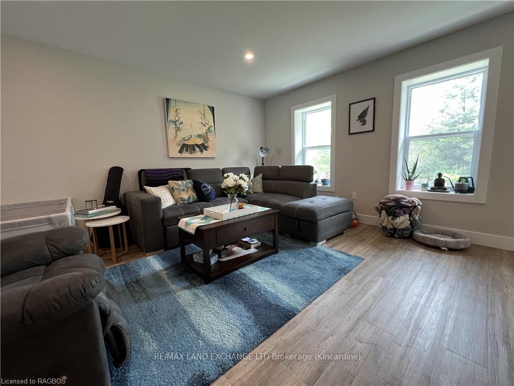 Photo 6 of Unit 5, 6 Golf Links Road, Kincardine — HOMEH