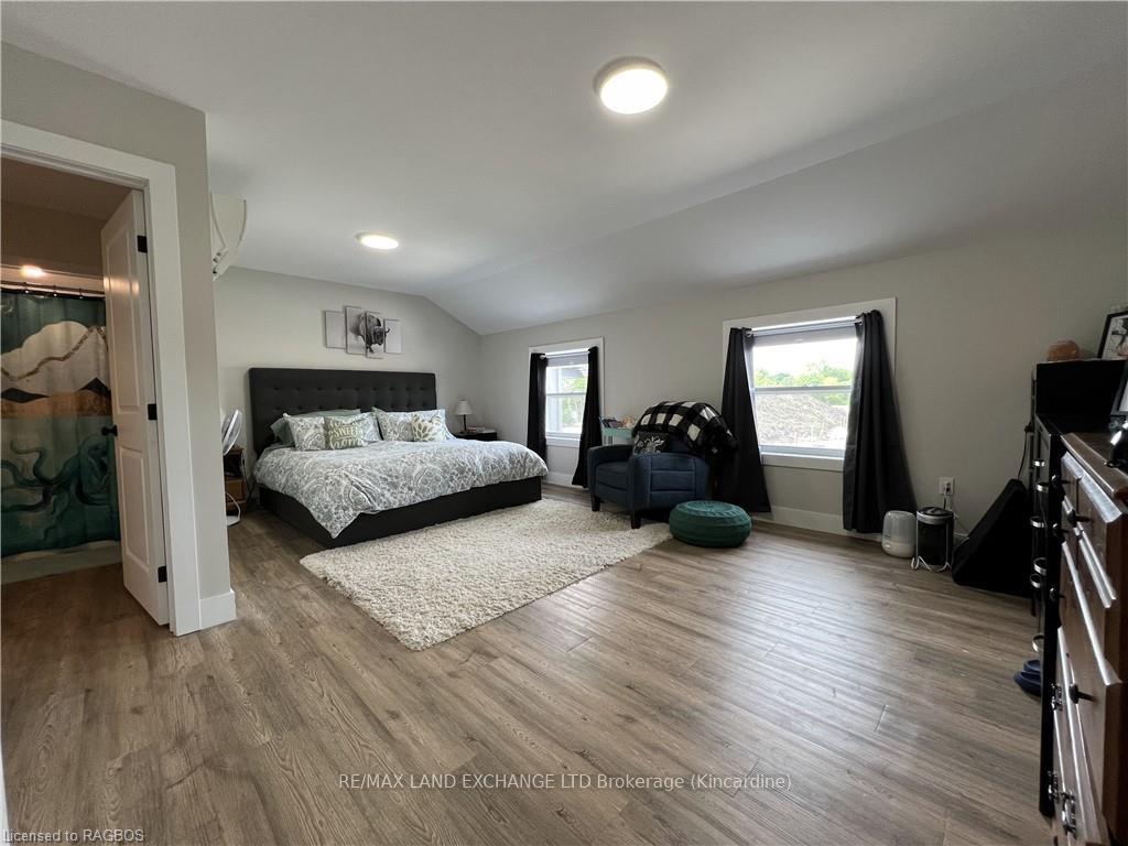 Photo 15 of Unit 5, 6 Golf Links Road, Kincardine — HOMEH
